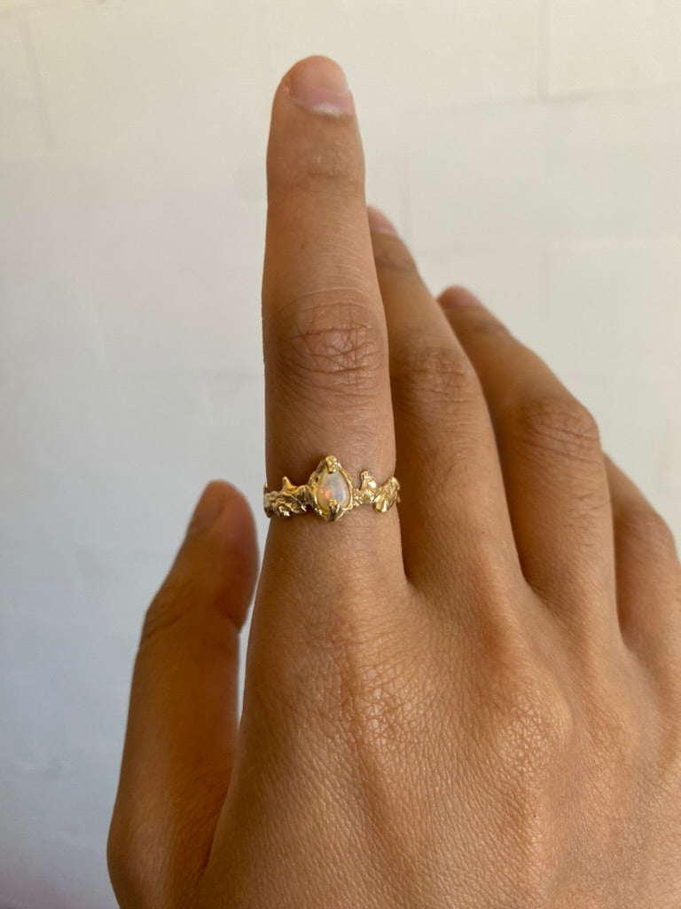 Crown ring - gold