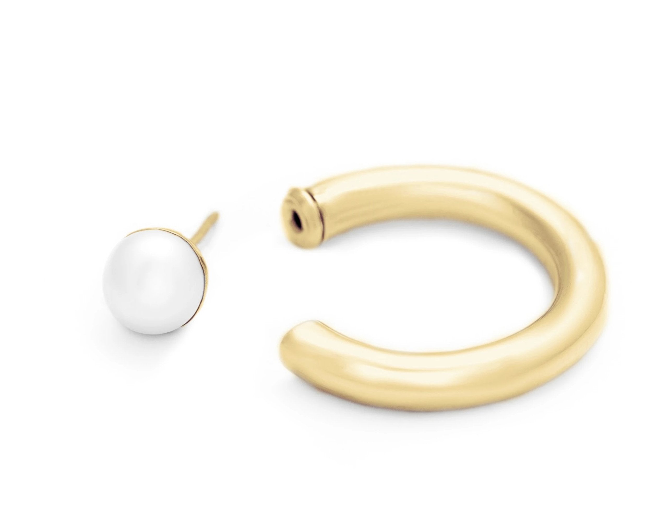 Hoop & pearl stud
