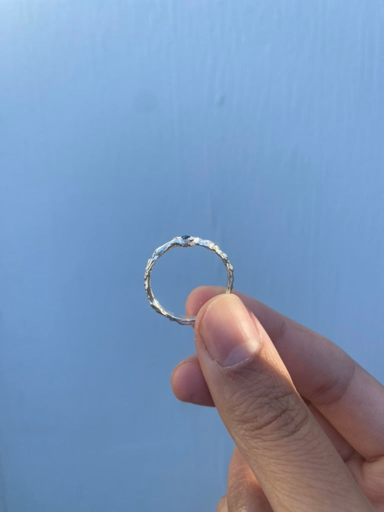 Pinkie's up! ring - silver