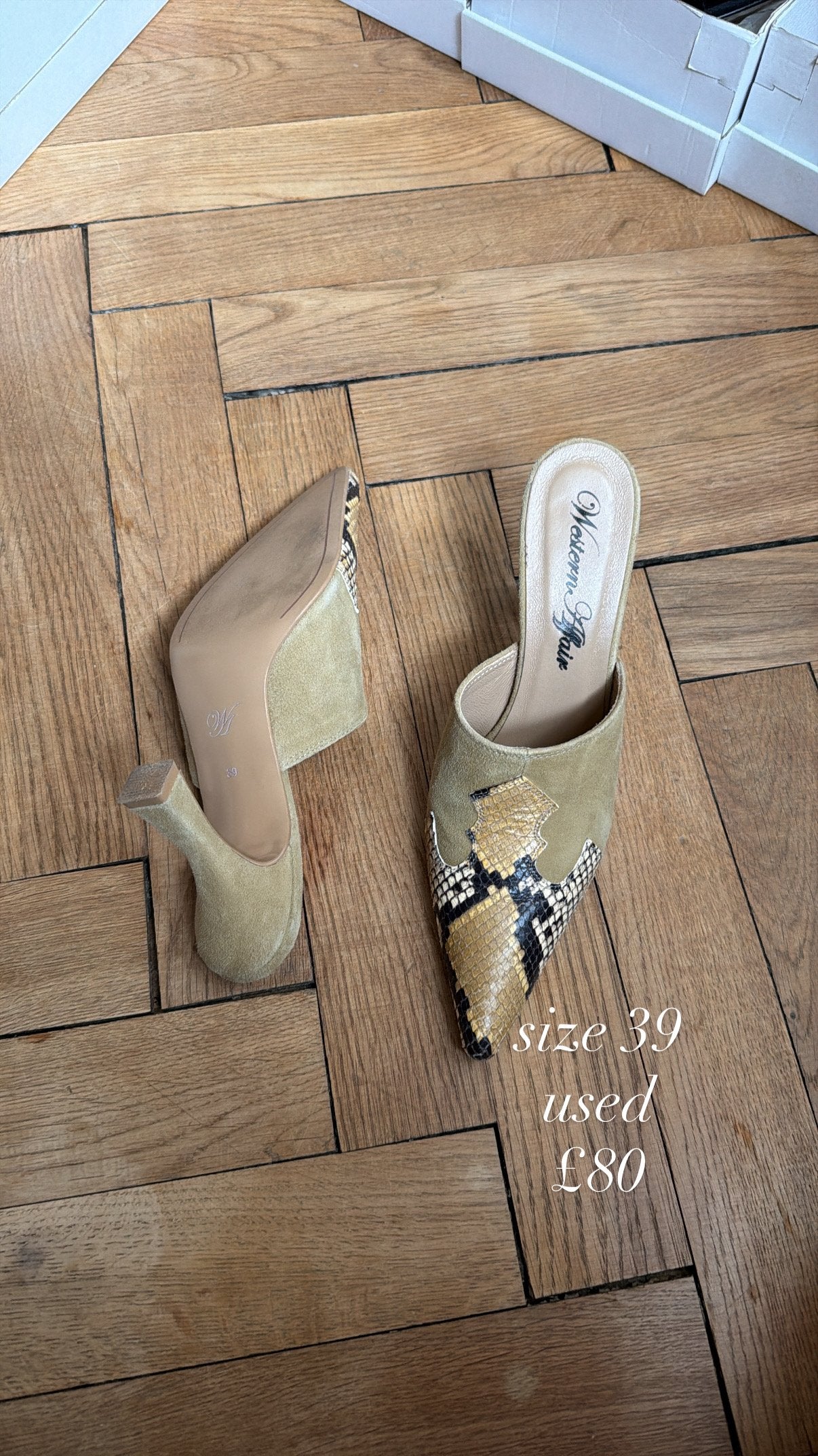 Sample sale size 39