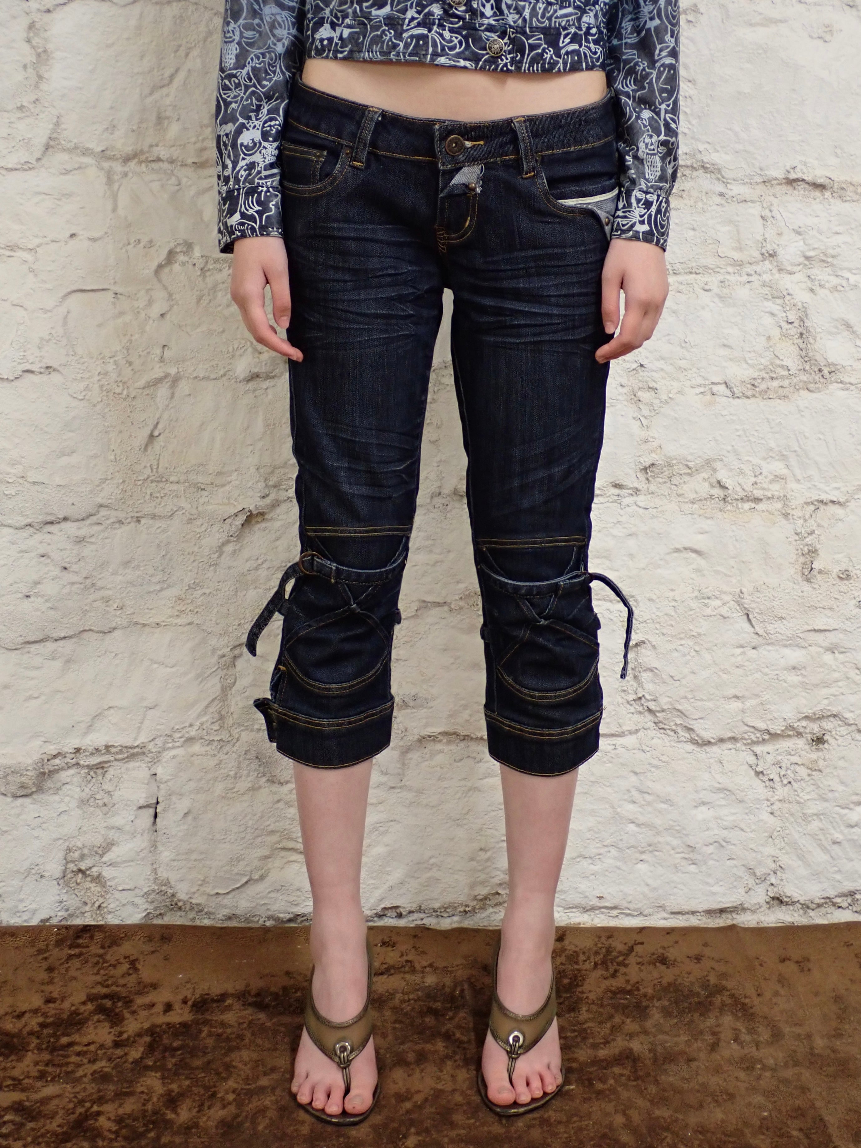 Denim capri pants