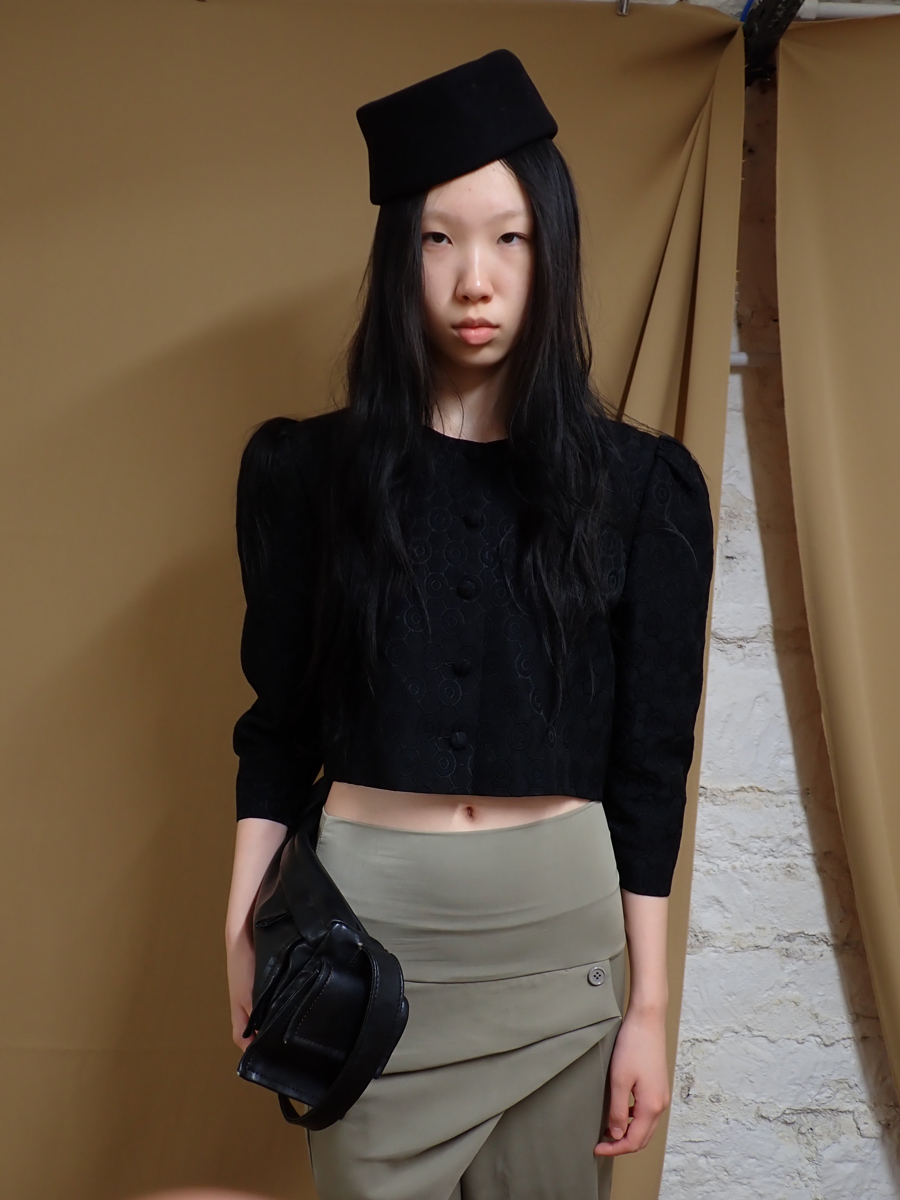Cropped black jacket