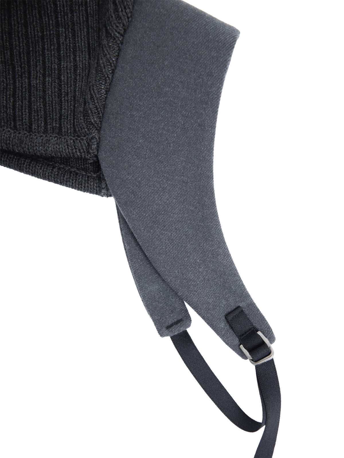 Harnessed neck warmer