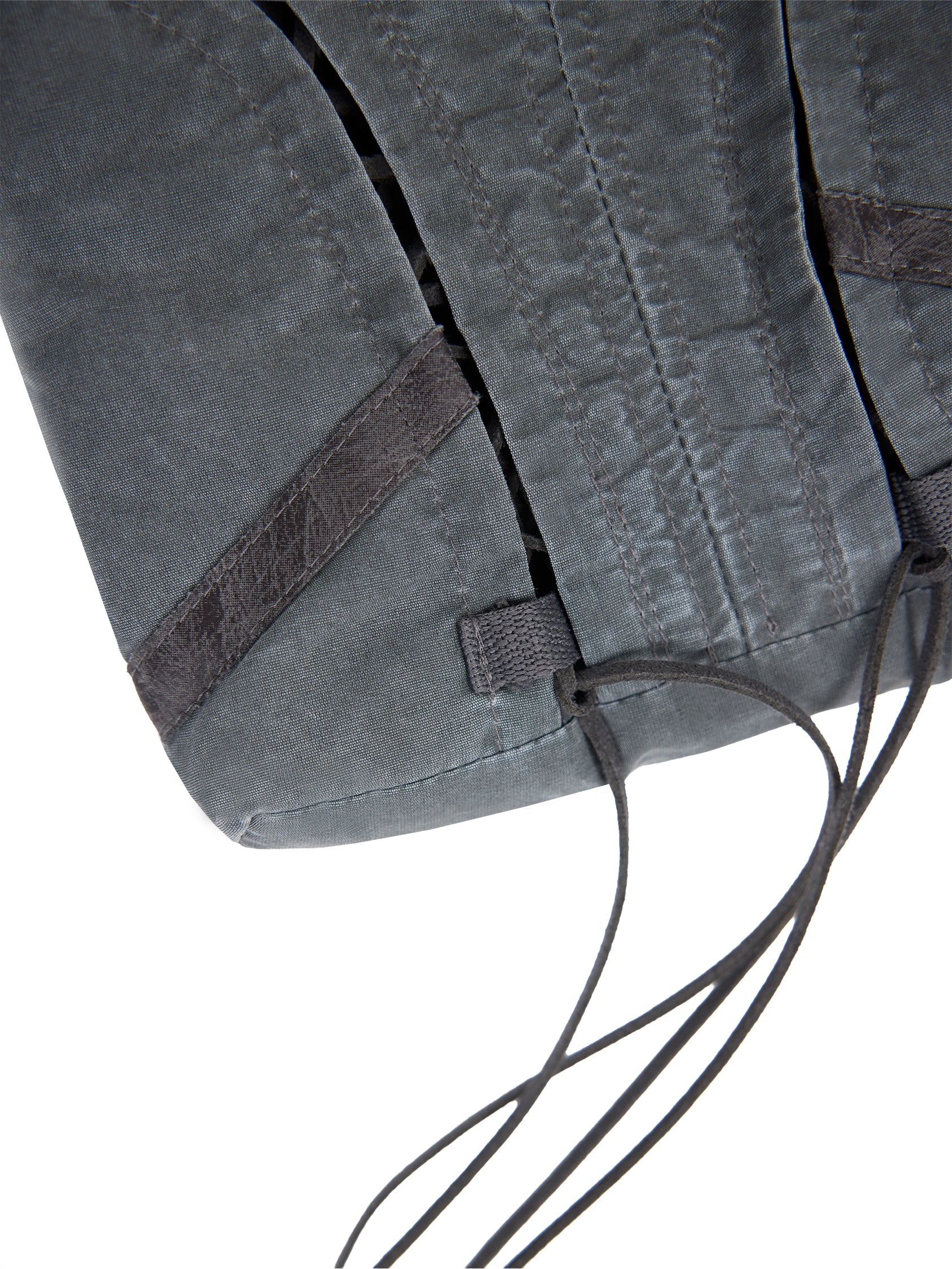 Laced cross bag