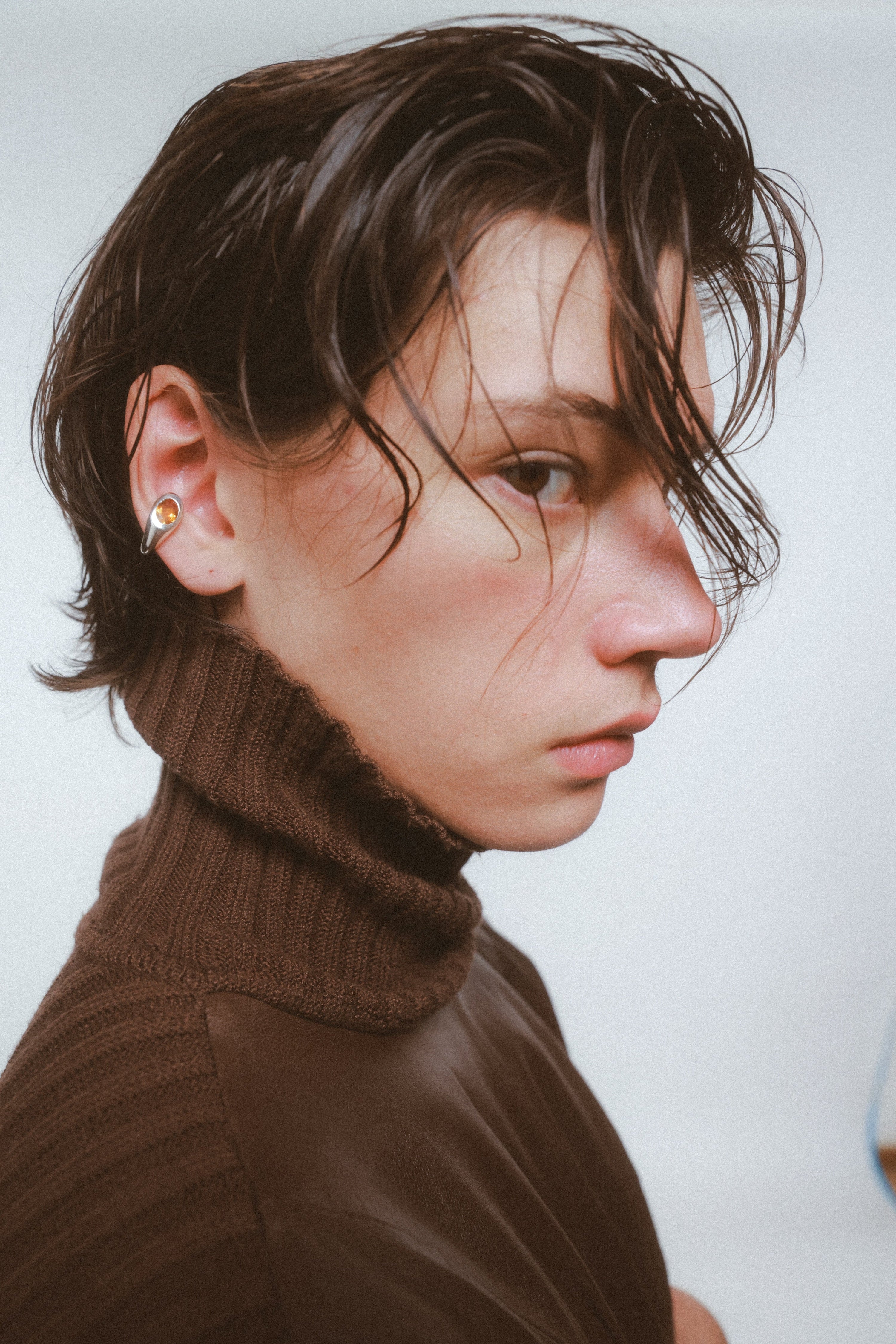 Ring ear-cuff