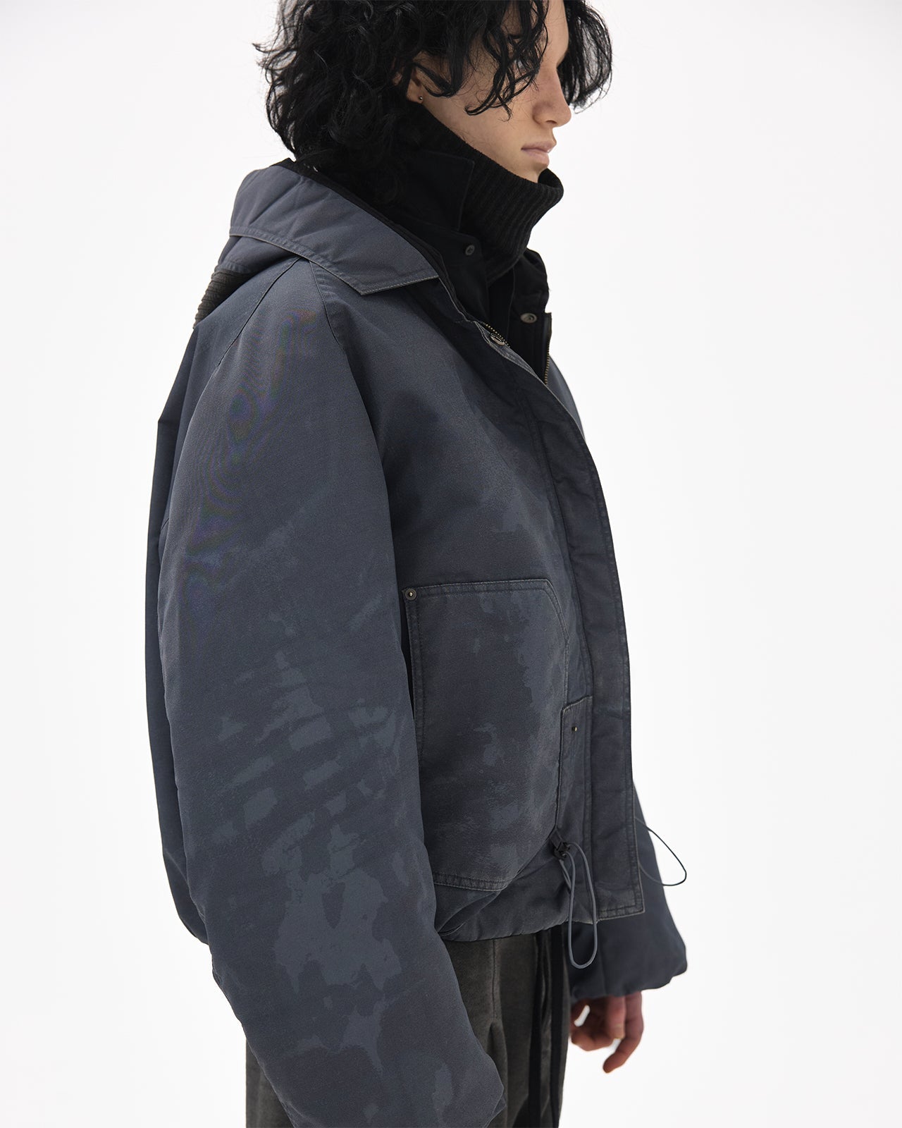 Reversible down bomber
