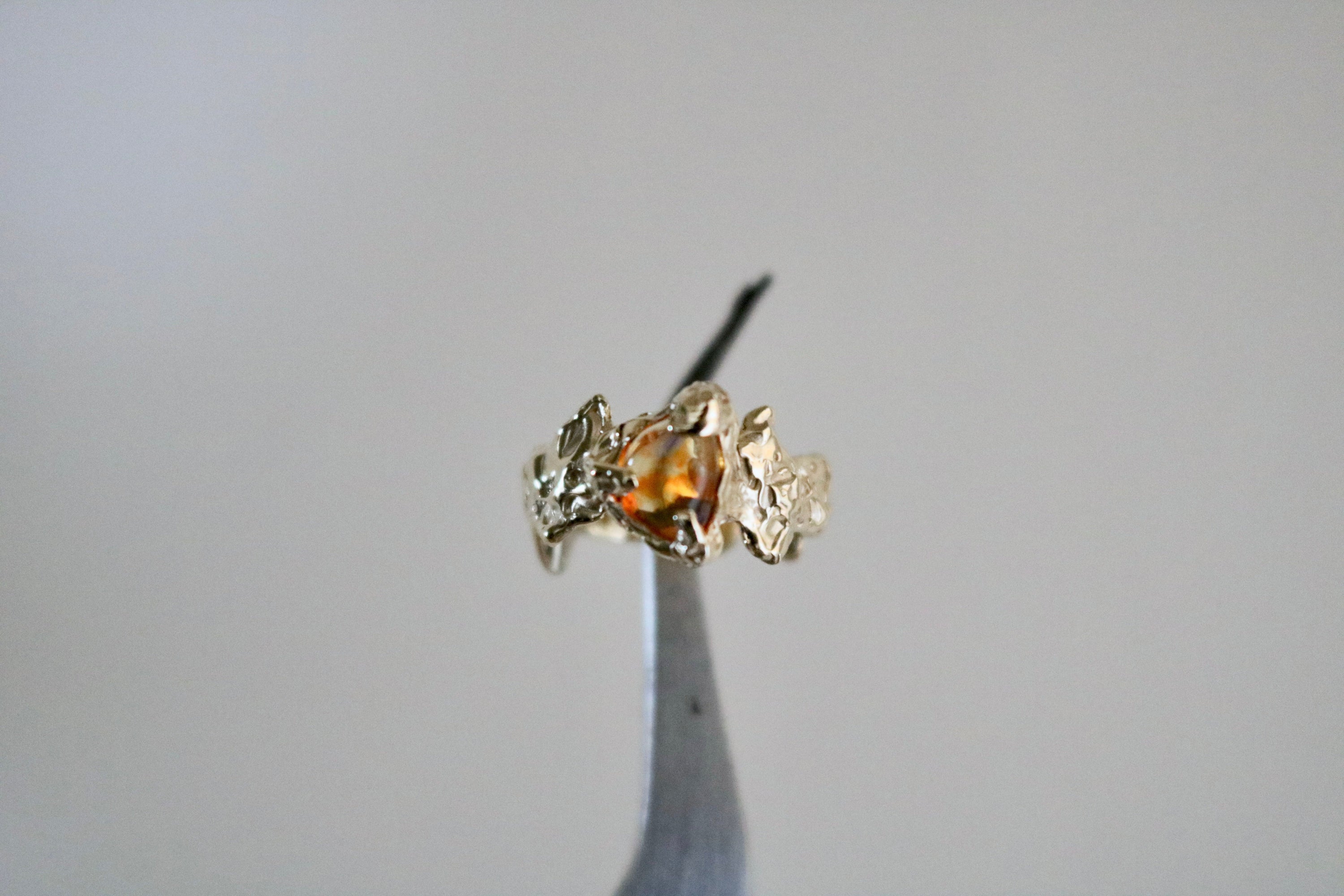 Ignite ring - mexican opal - yellow/gold