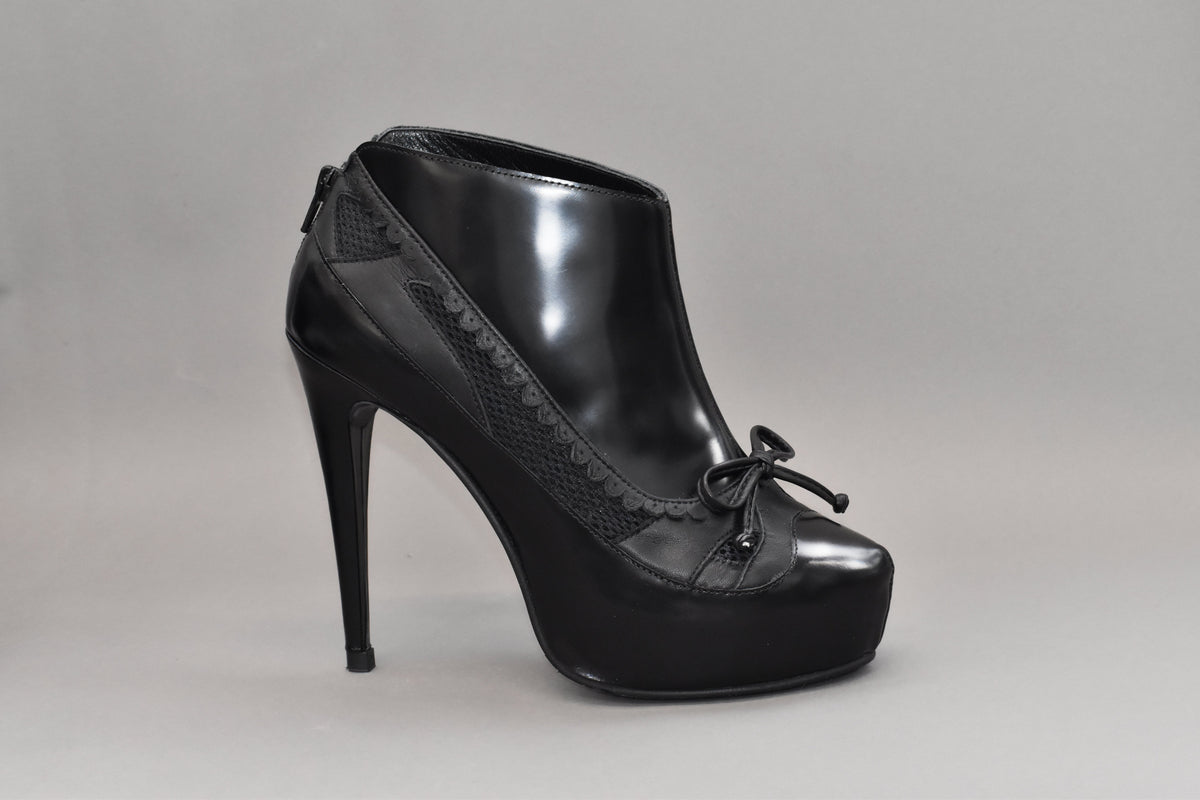 1 fergie ankle boot