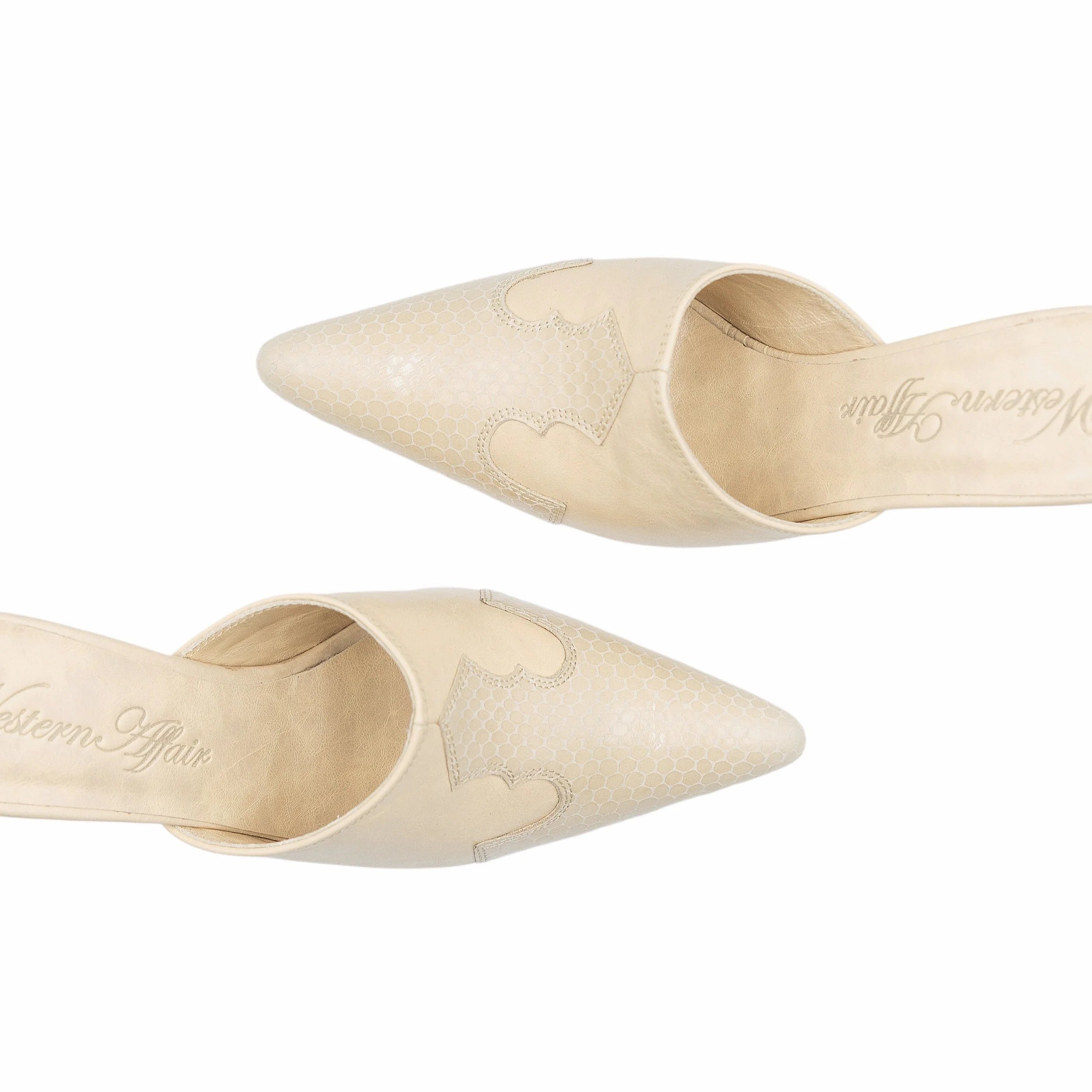 Cowgirl mules in texas bride