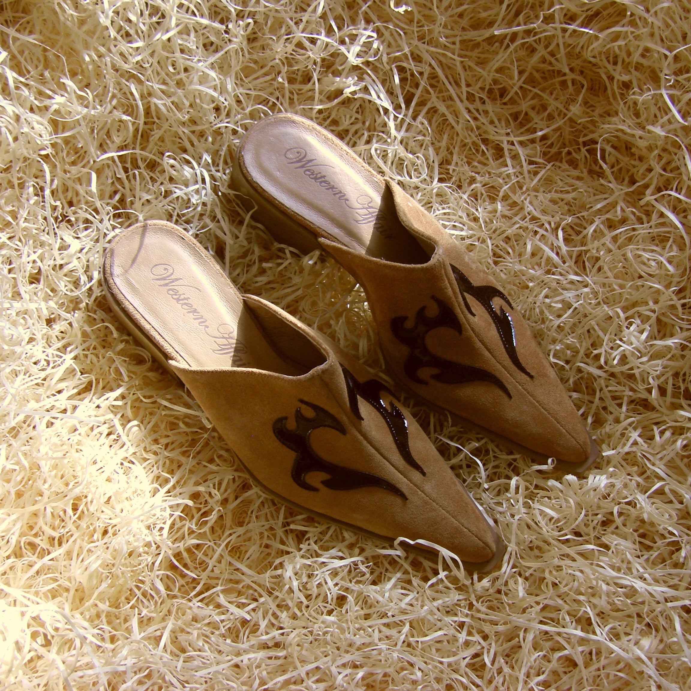 Tribal heart saddle