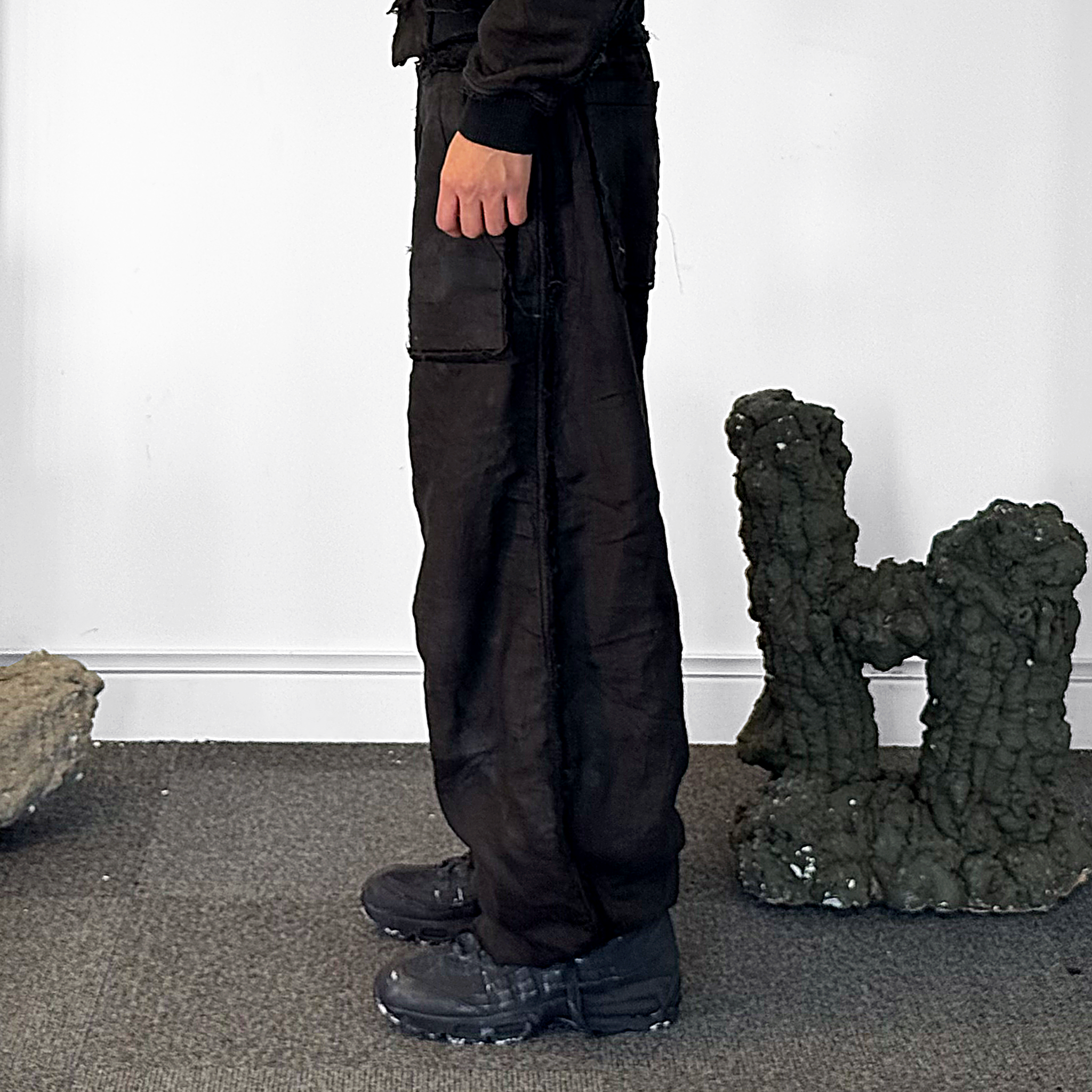 Mourning army track pant - black