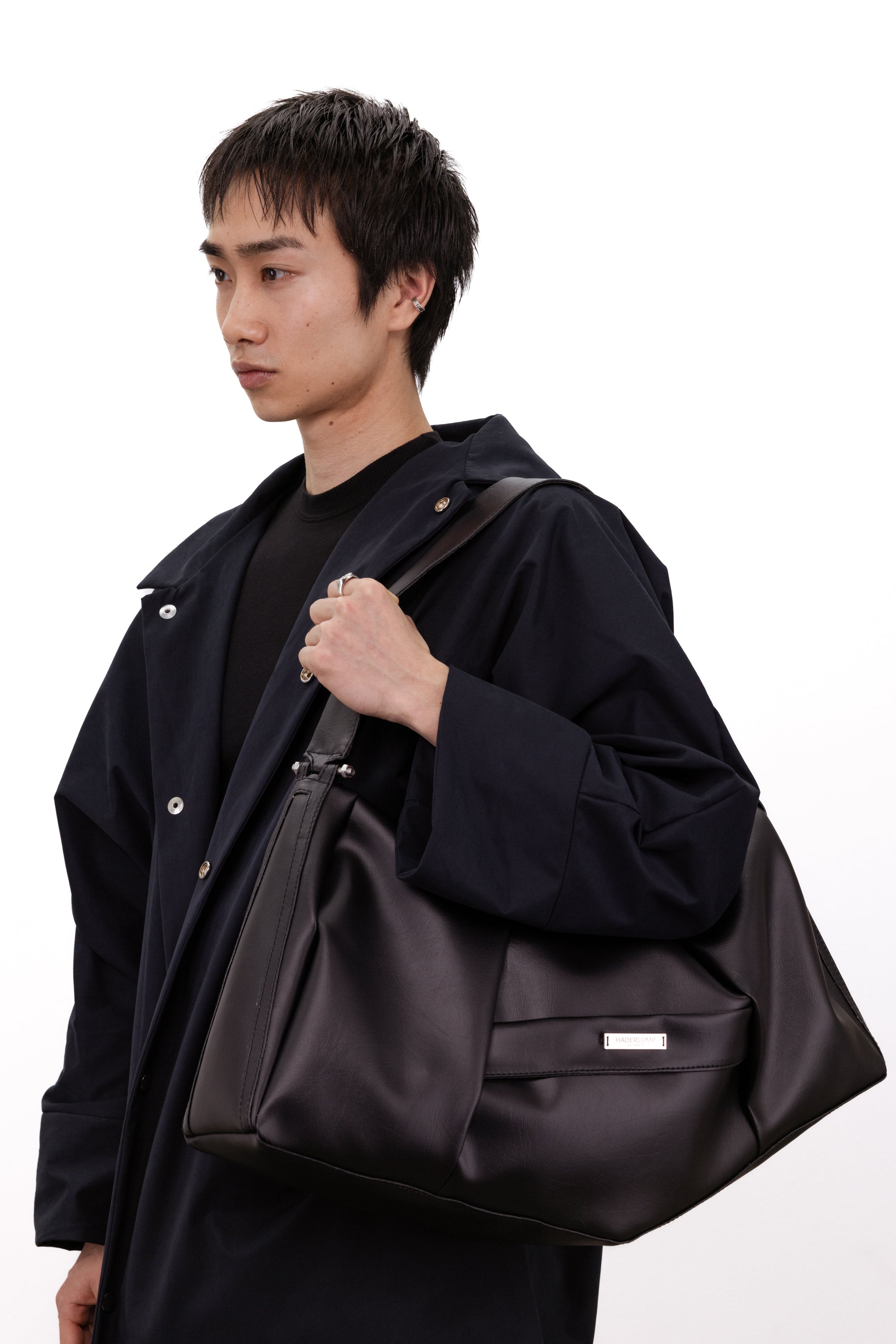 Large shoulder bag black