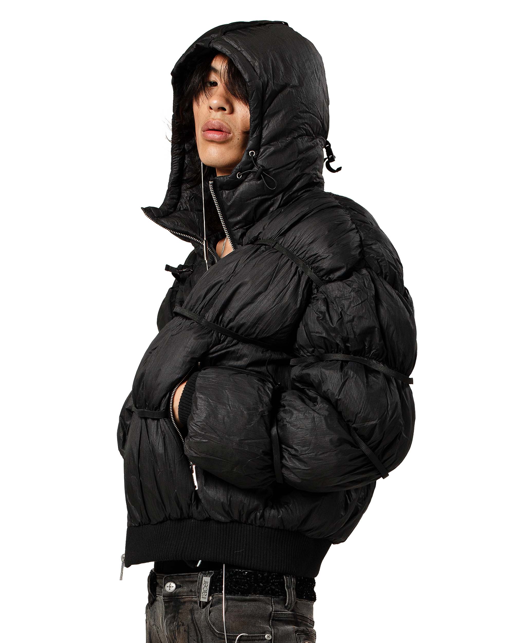 Black puffer jacket x