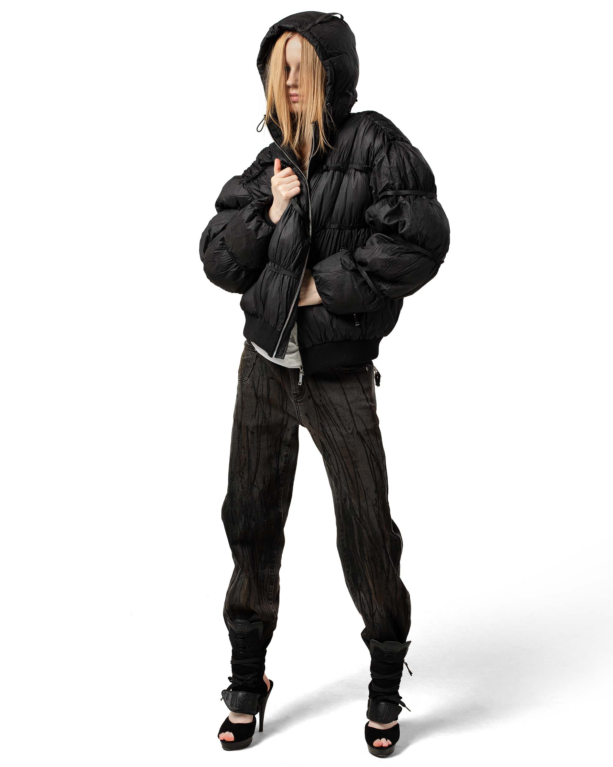 Black puffer jacket x