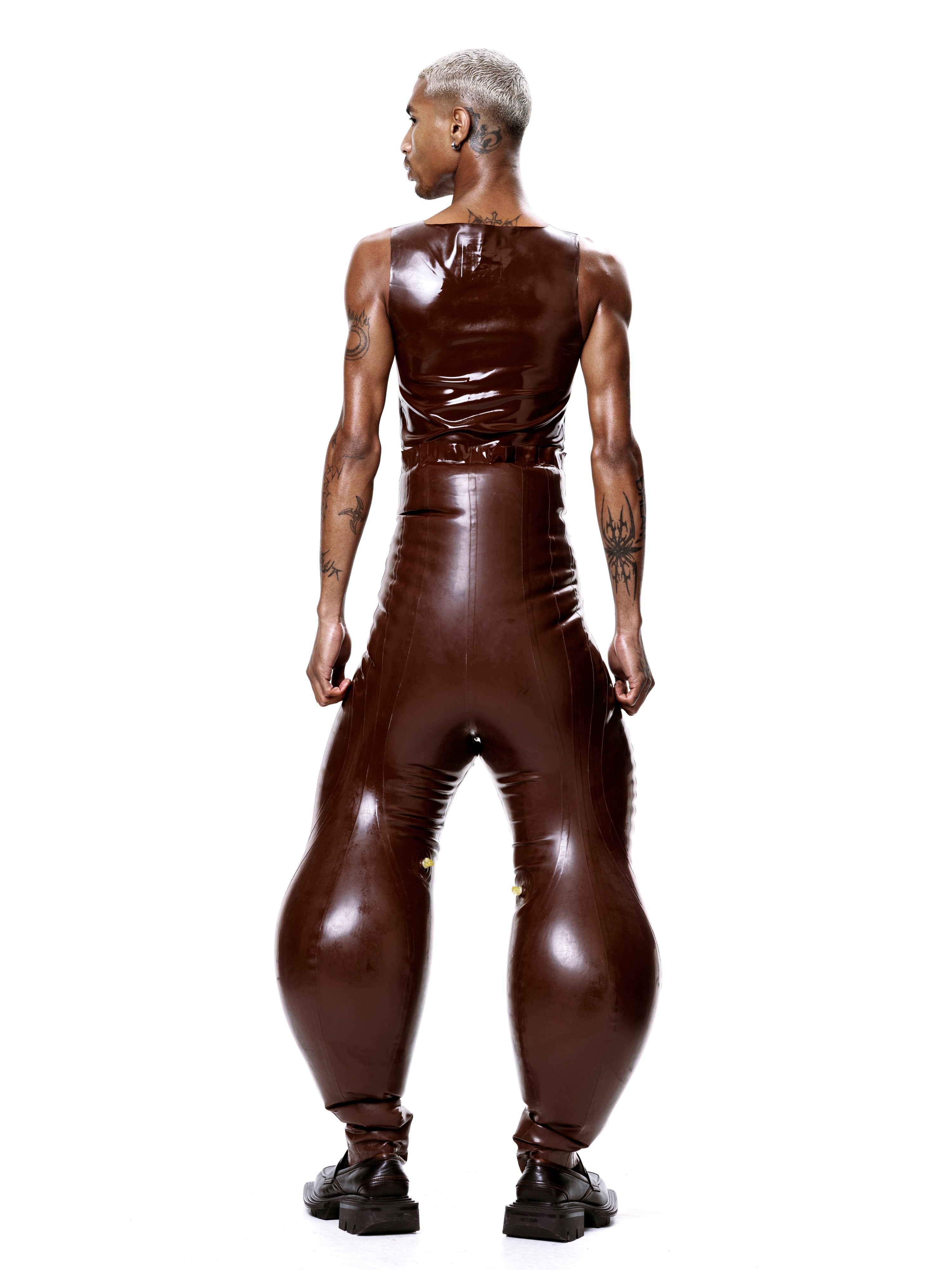 Essential latex tank - brown