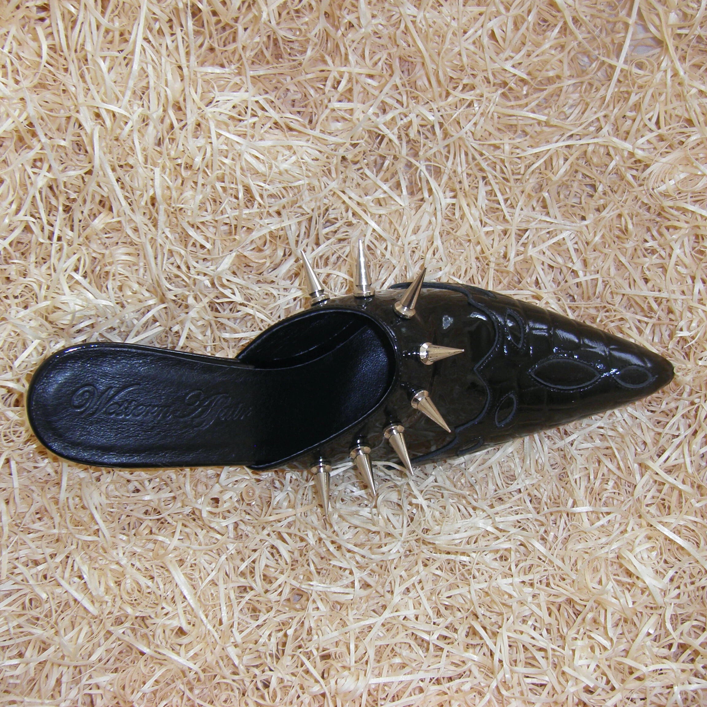 Cowgirl mules blackout