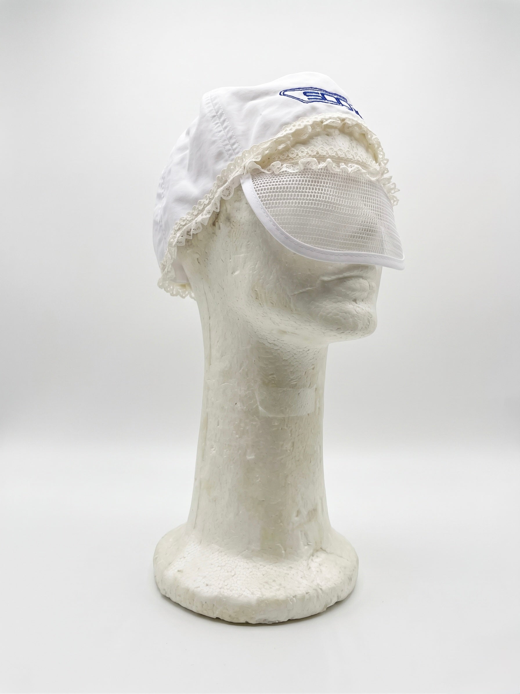 White cap