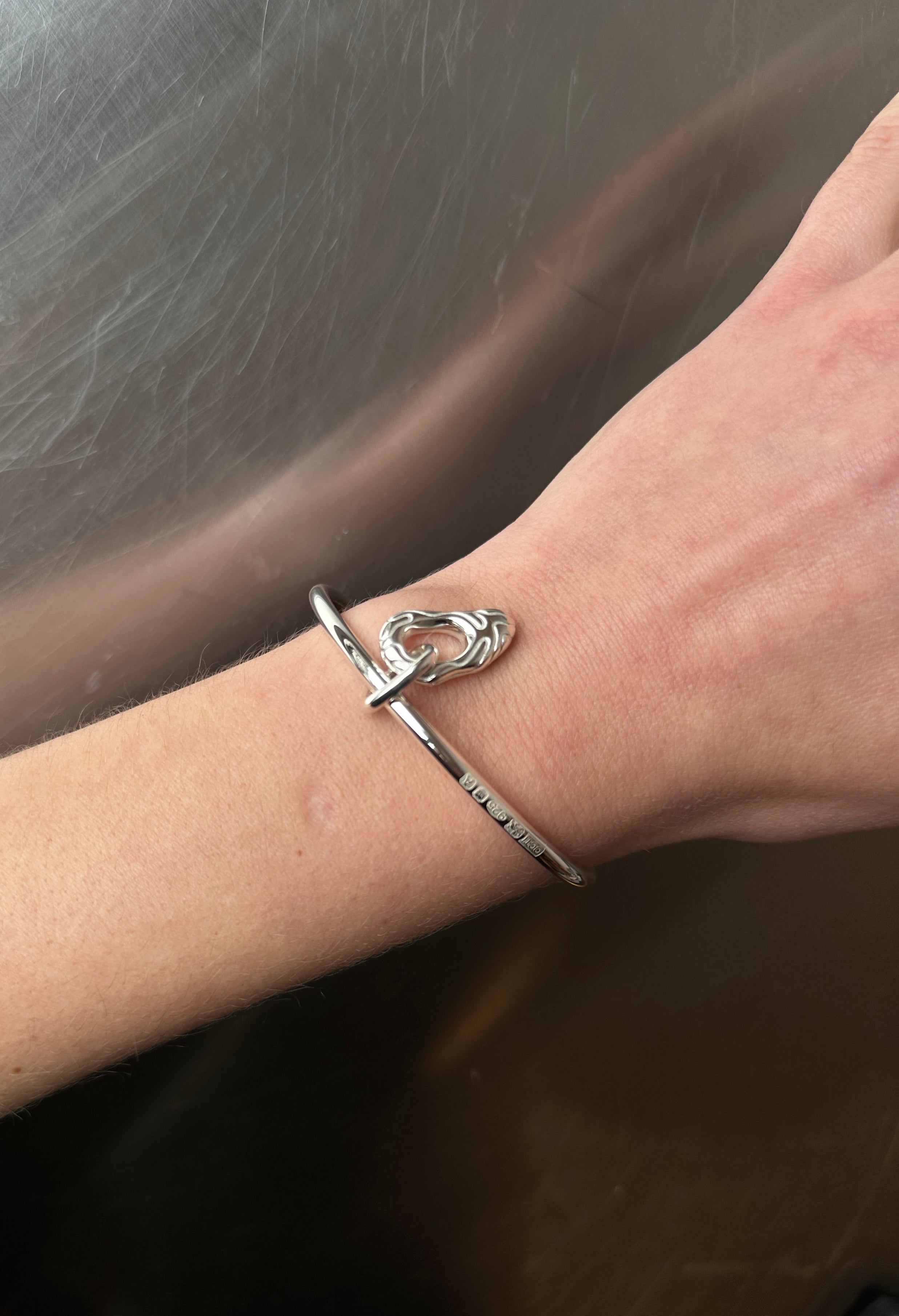 Island bangle
