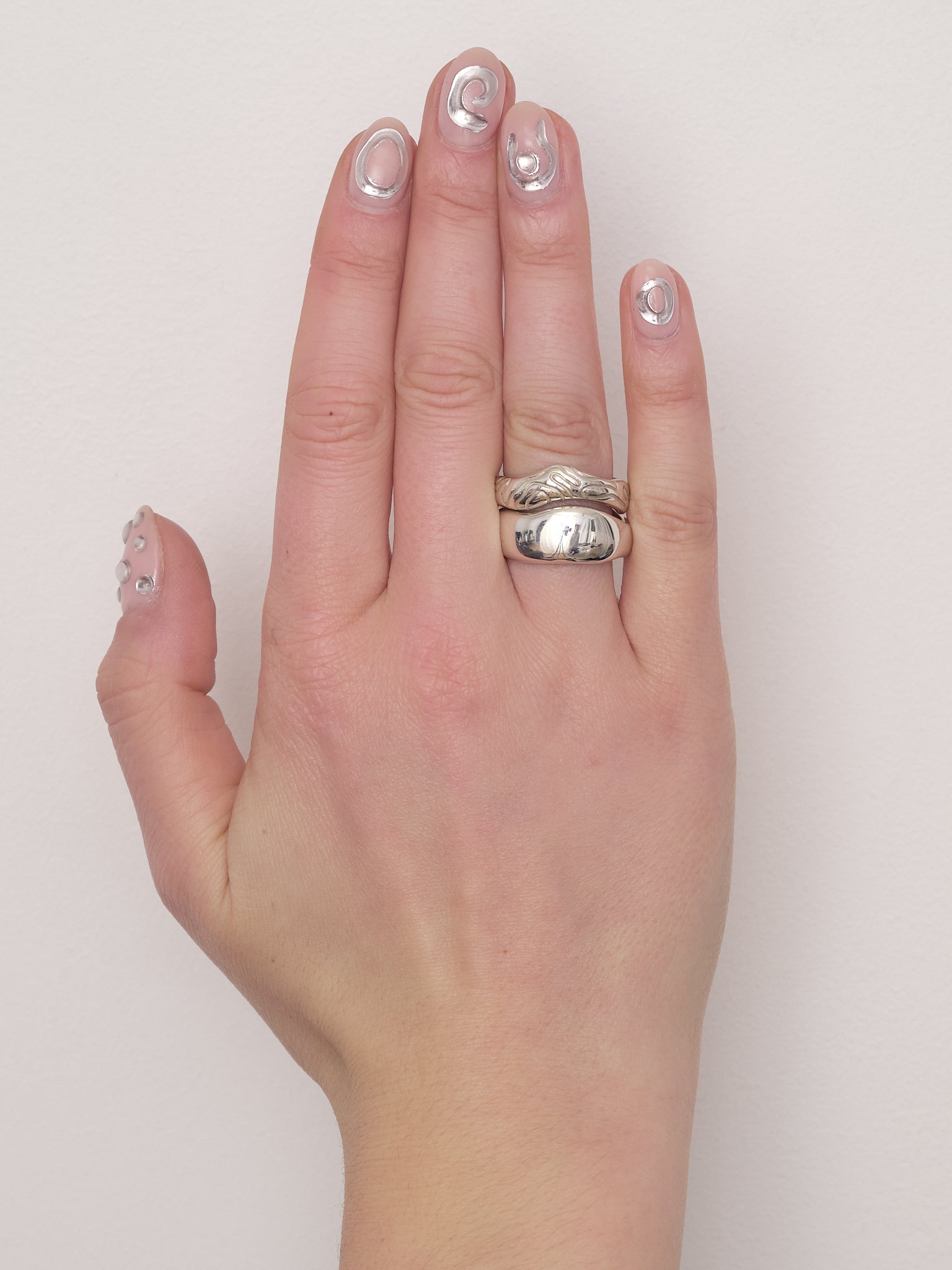 Globe stacking rings pair