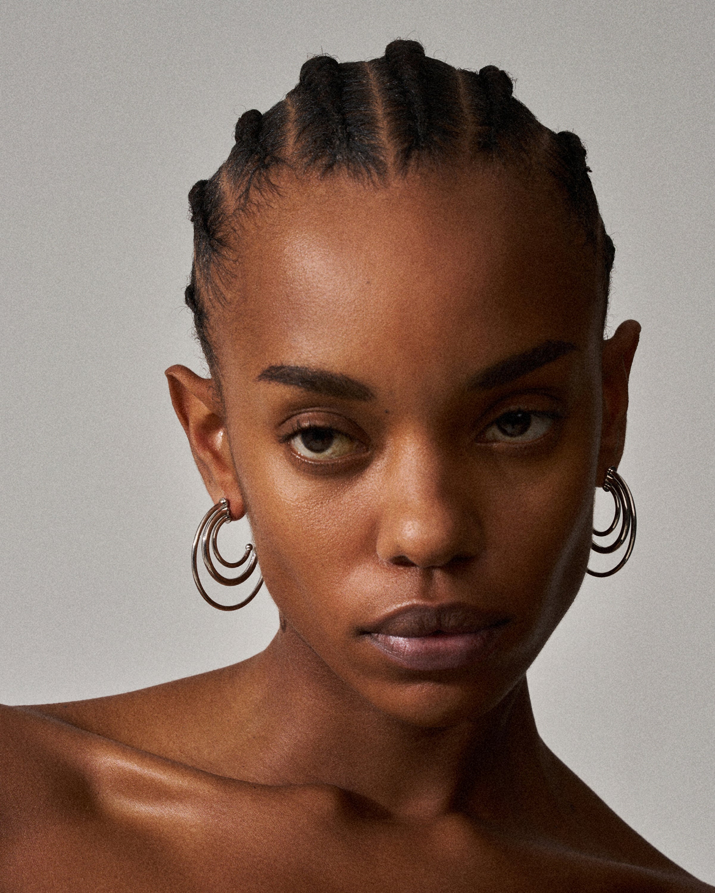 Pierced solar hoops small