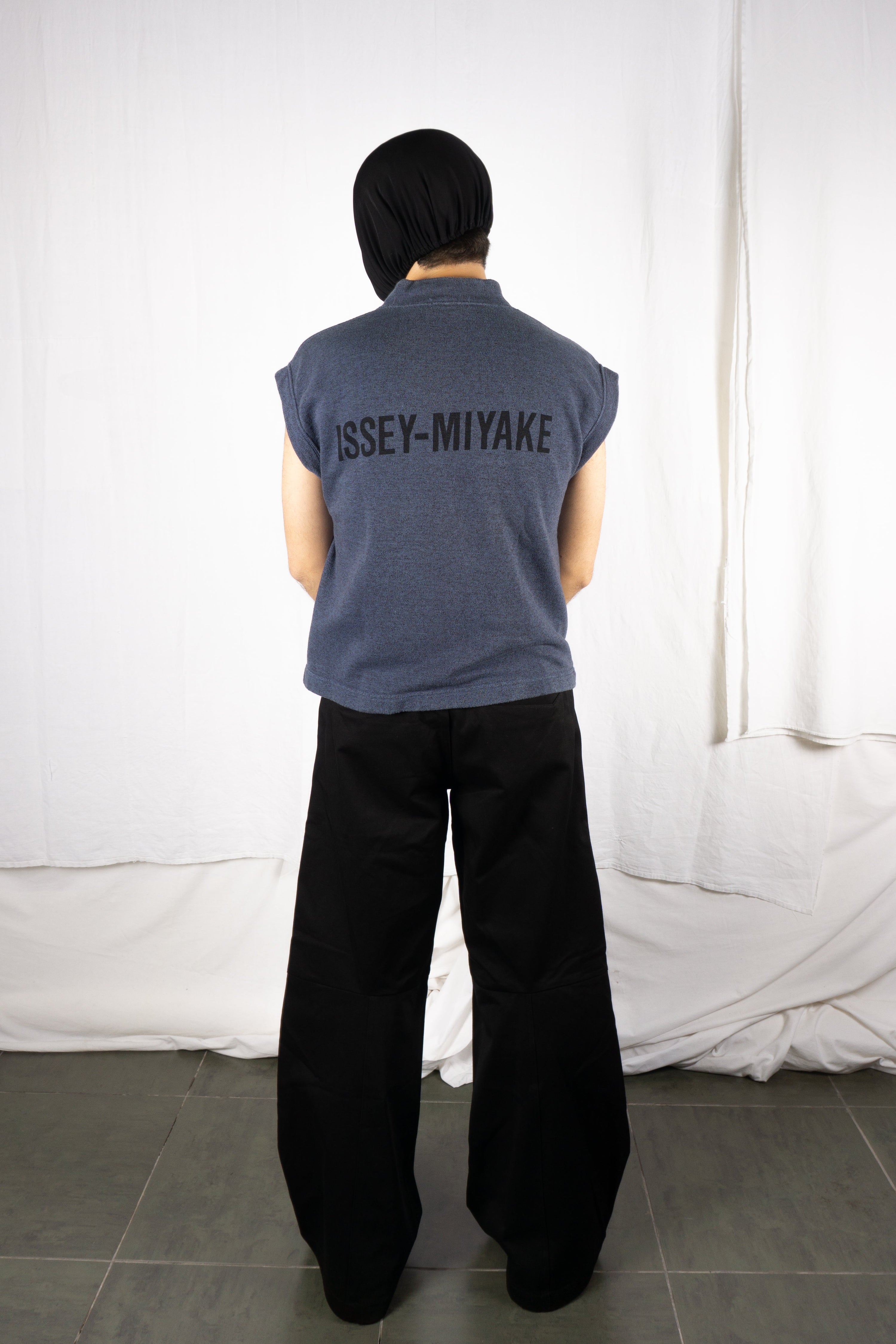 Issey miyake men 1980s logo vest