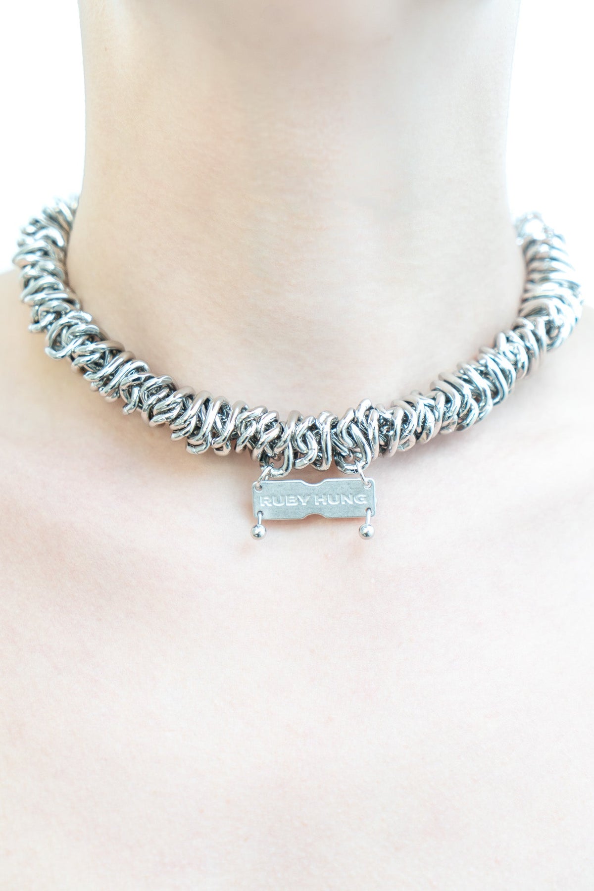 Piercing choker