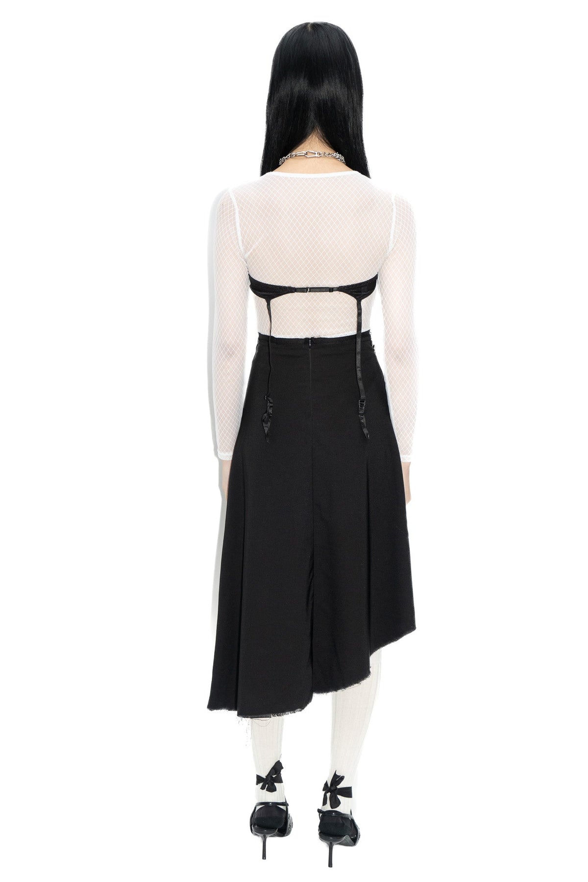 Demure midi skirt