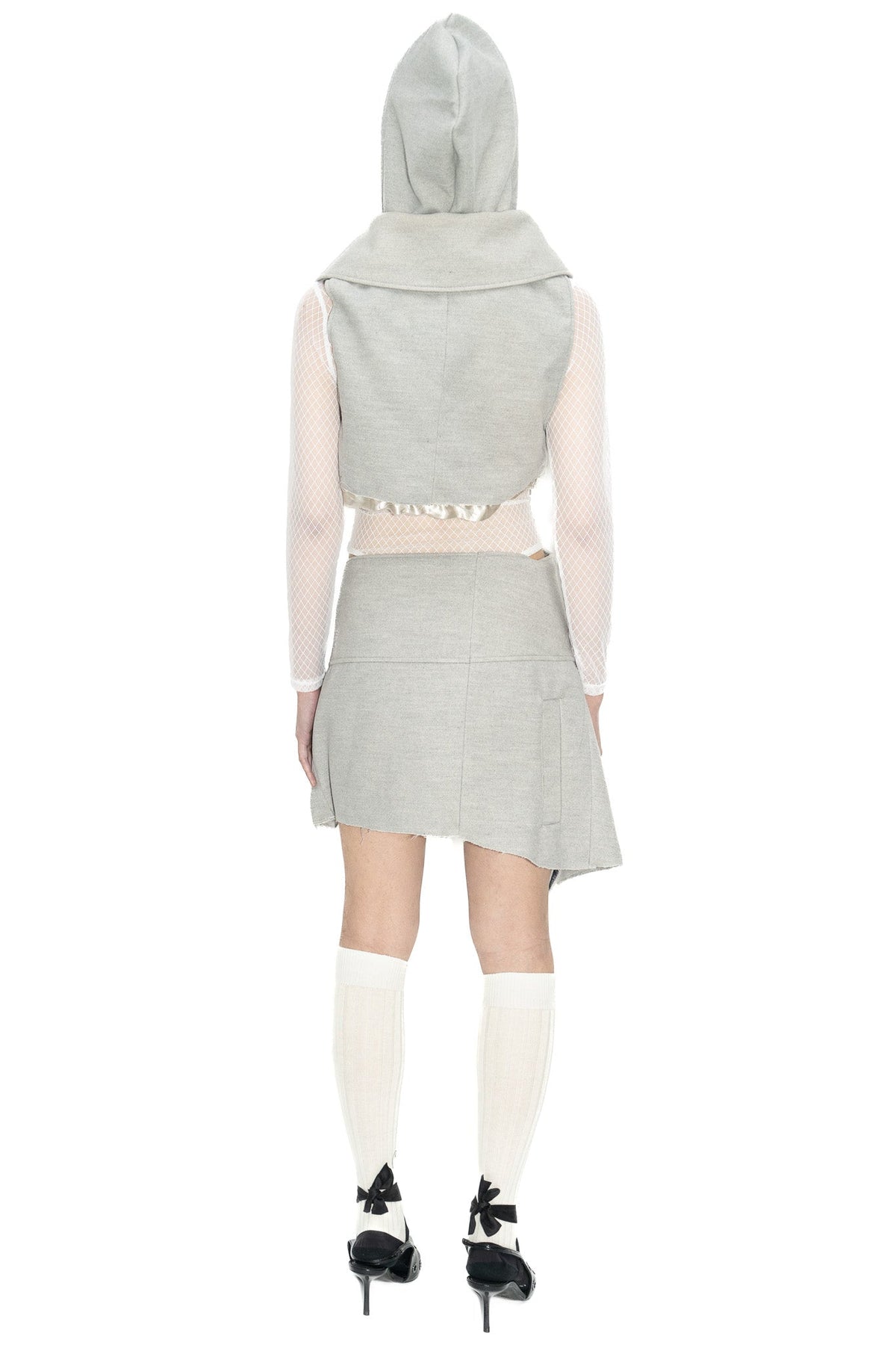 Moody asymmetric skirt