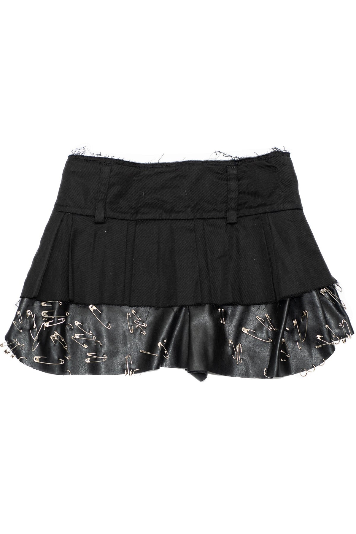 Diva piercing skort