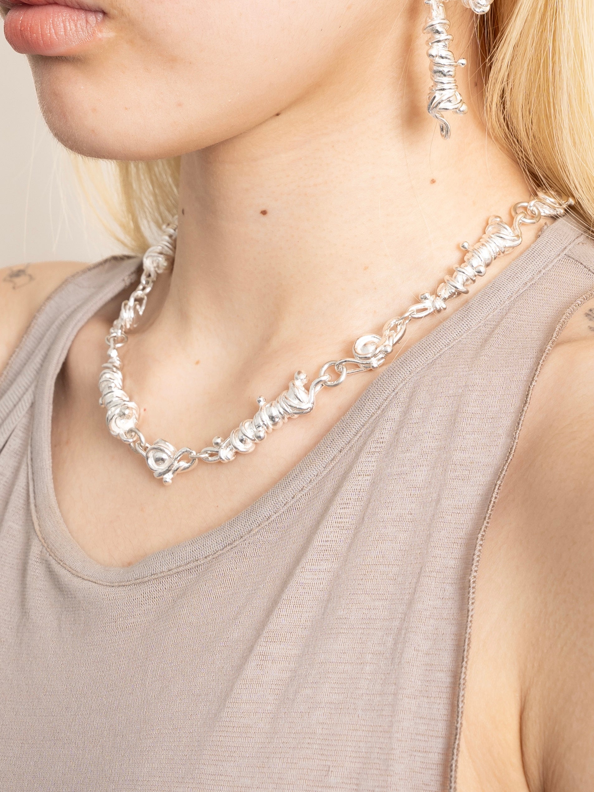 Omyo necklace