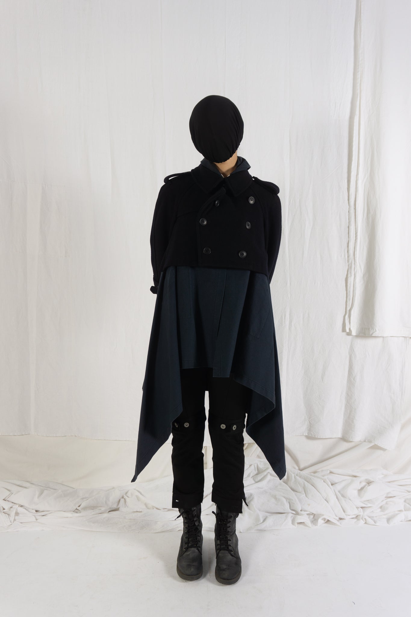 Comme des garçons a/w 2009 cropped trench coat
