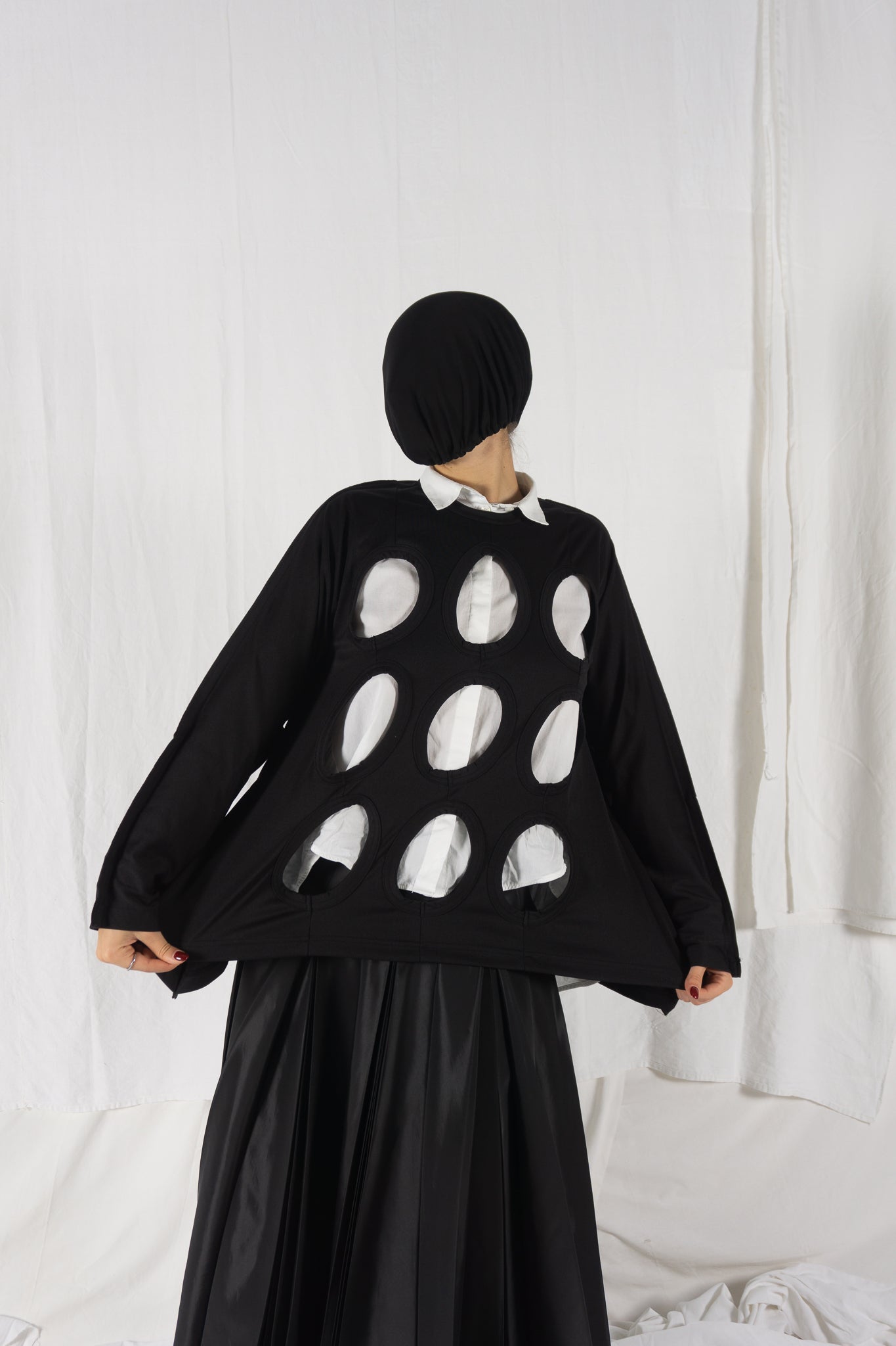 Comme des garçons s/s 2014 holes sweater