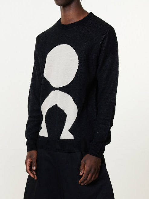 Black essential jumper | relaxed fit