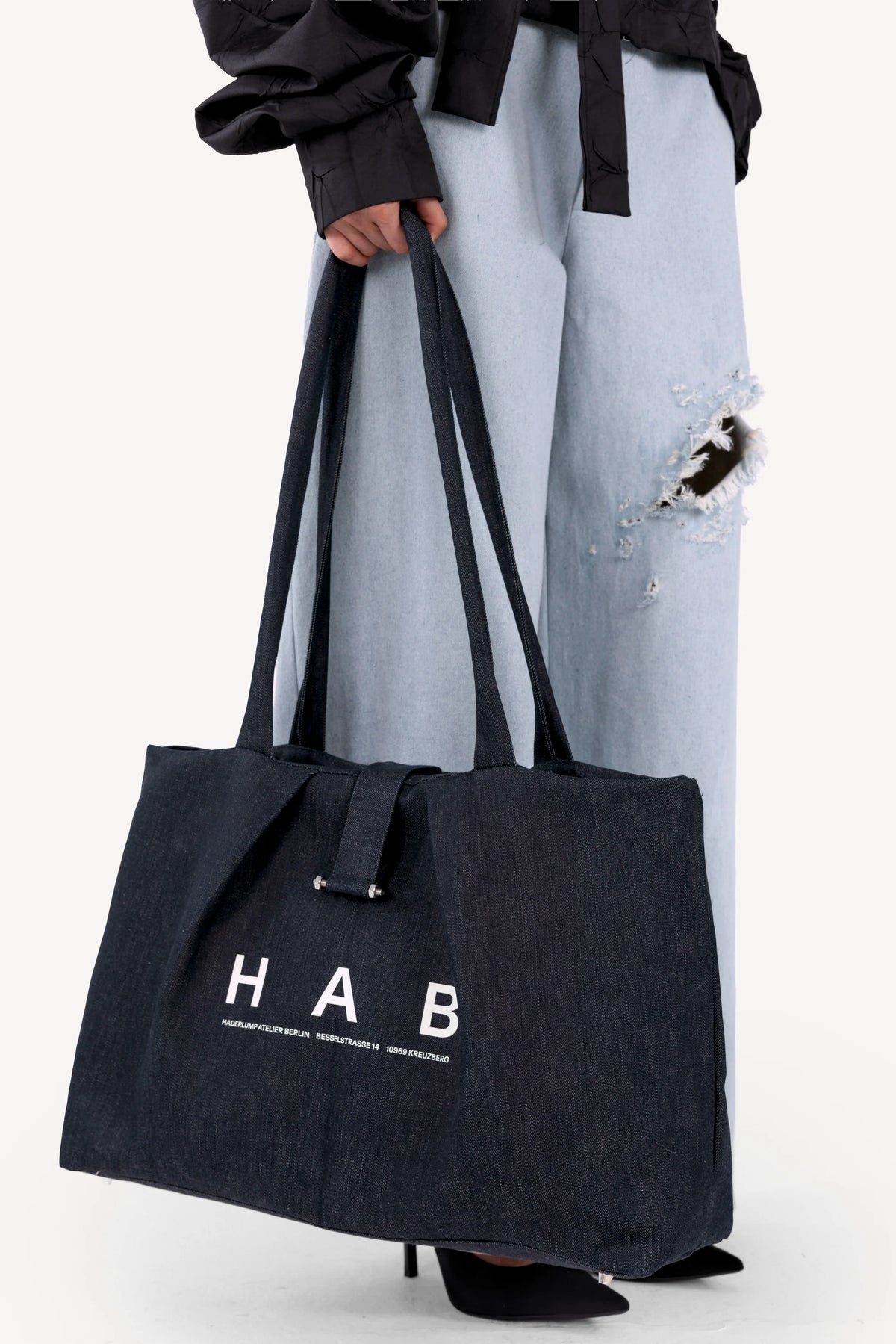 Denim shopper