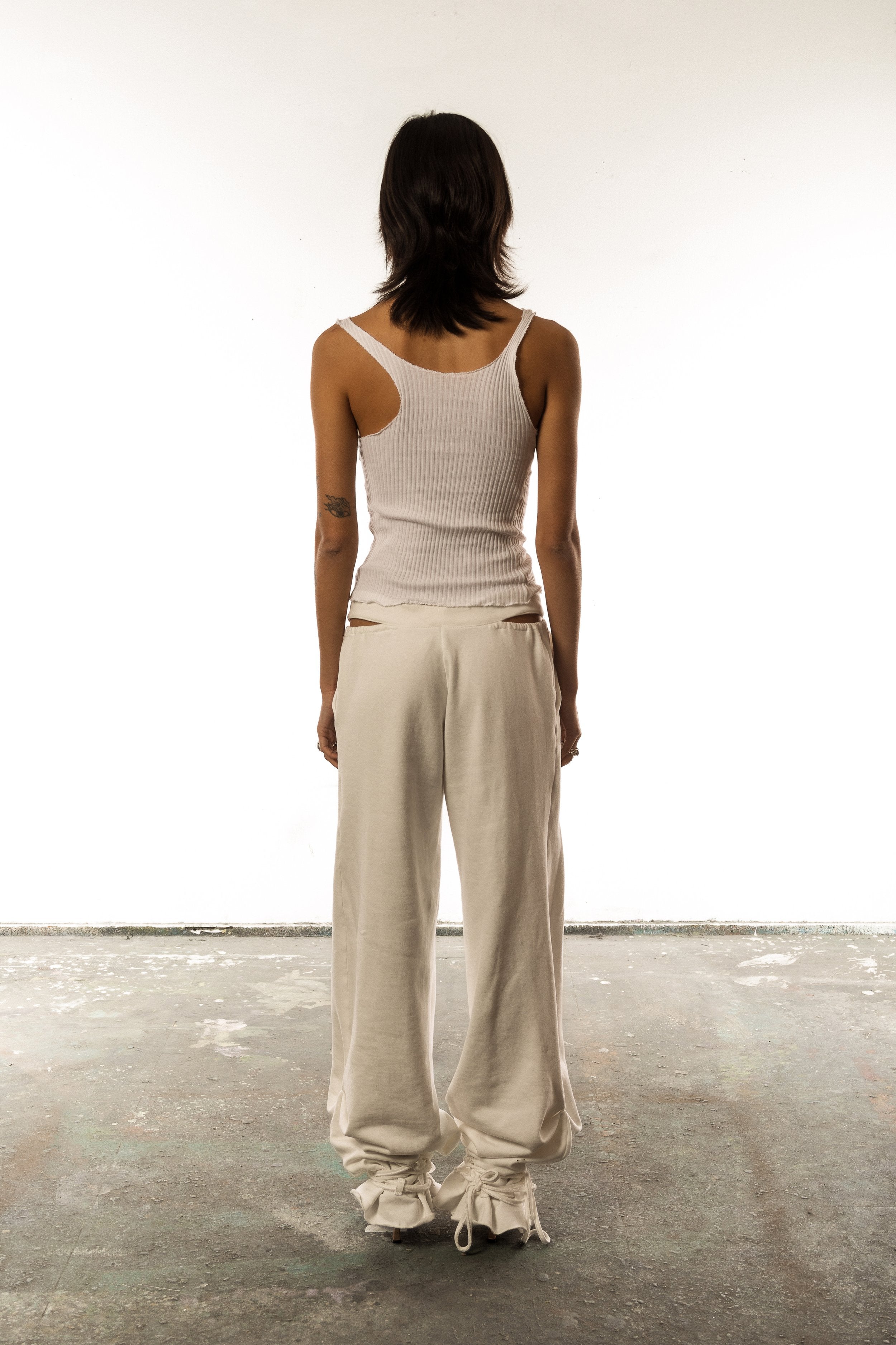 Signature sweatpants- white