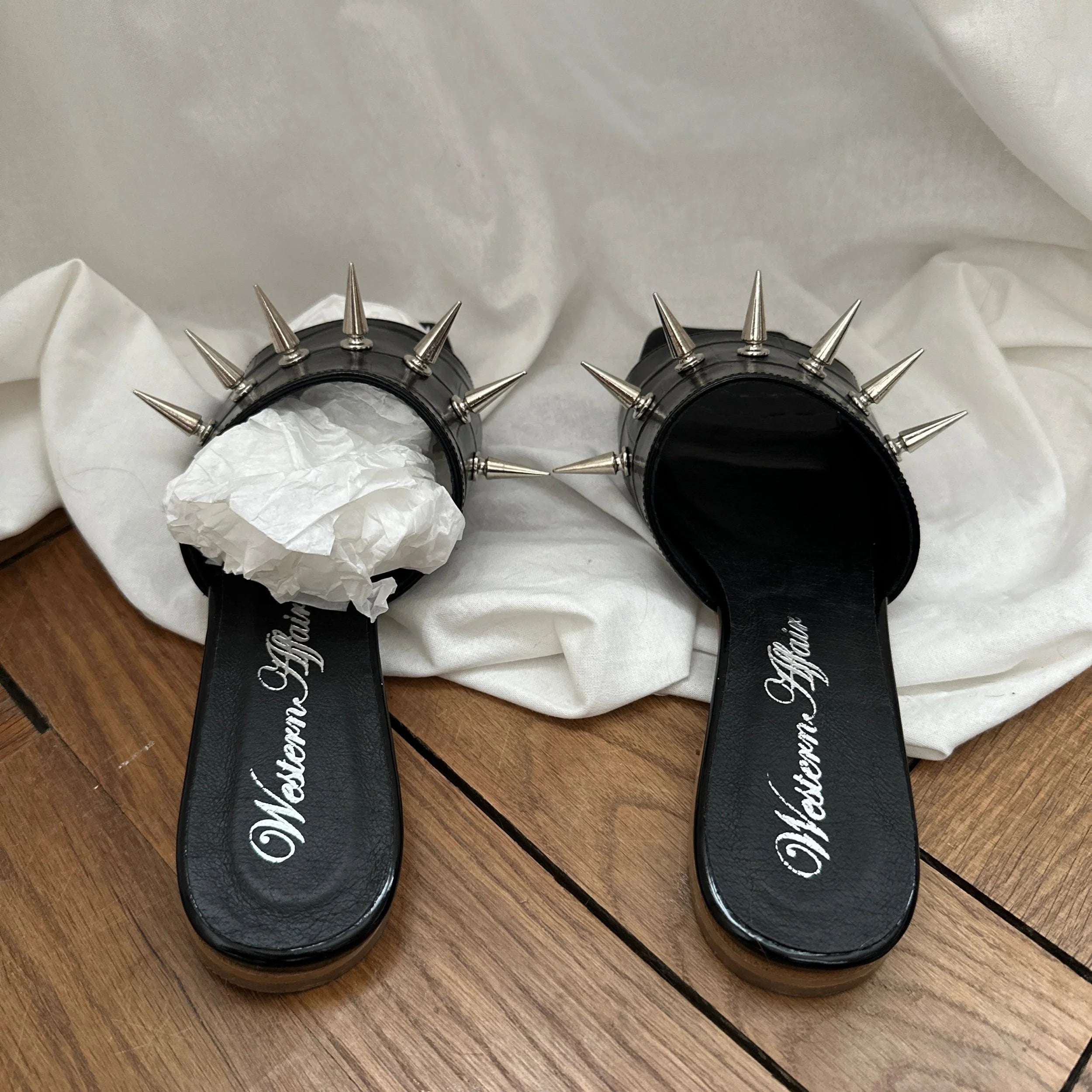 Spotlight flats