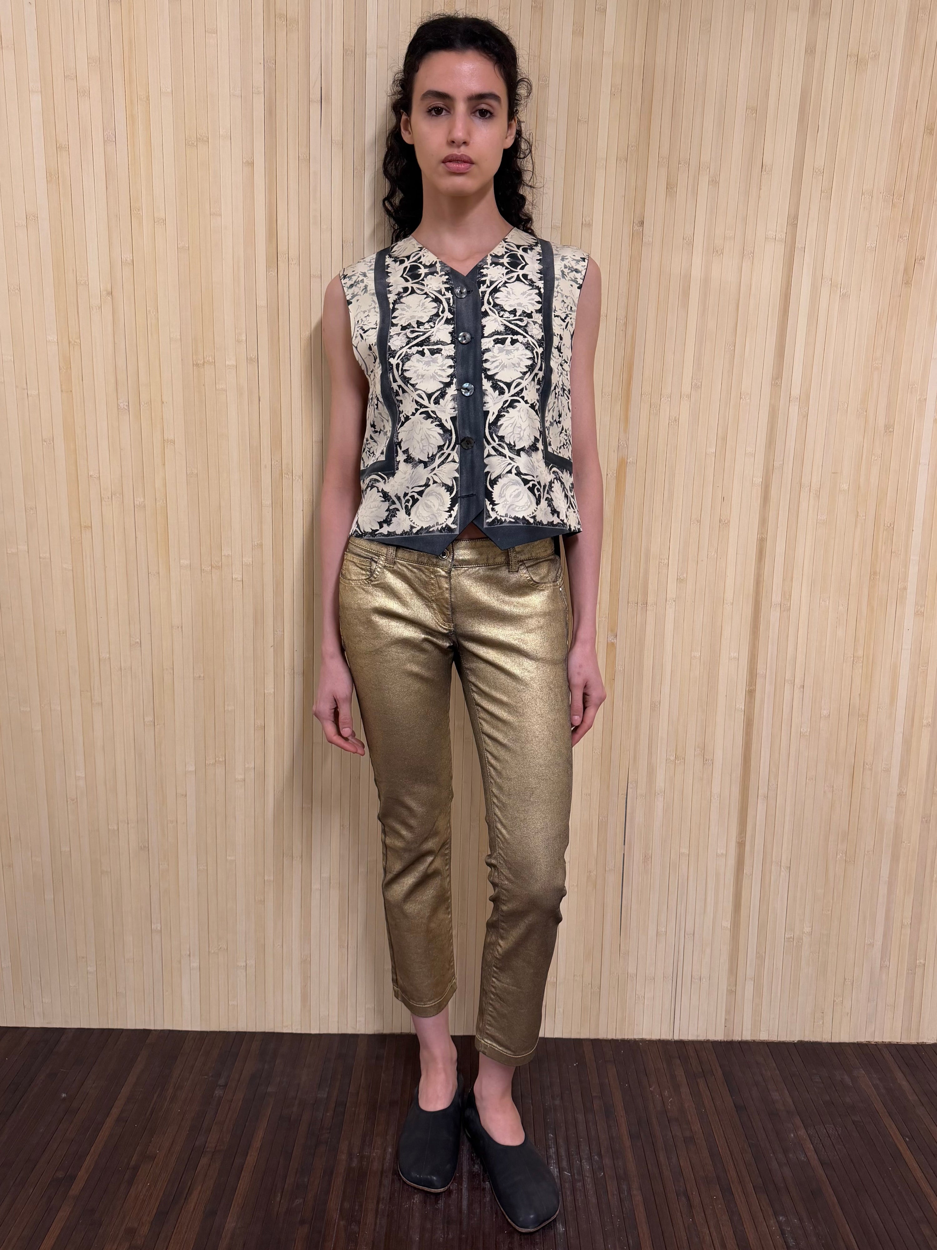 Golden skinny jeans