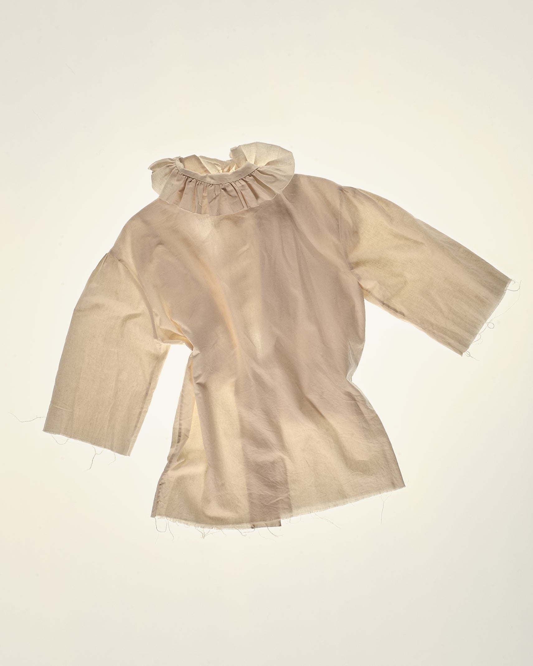 003-19 ruffle shirt