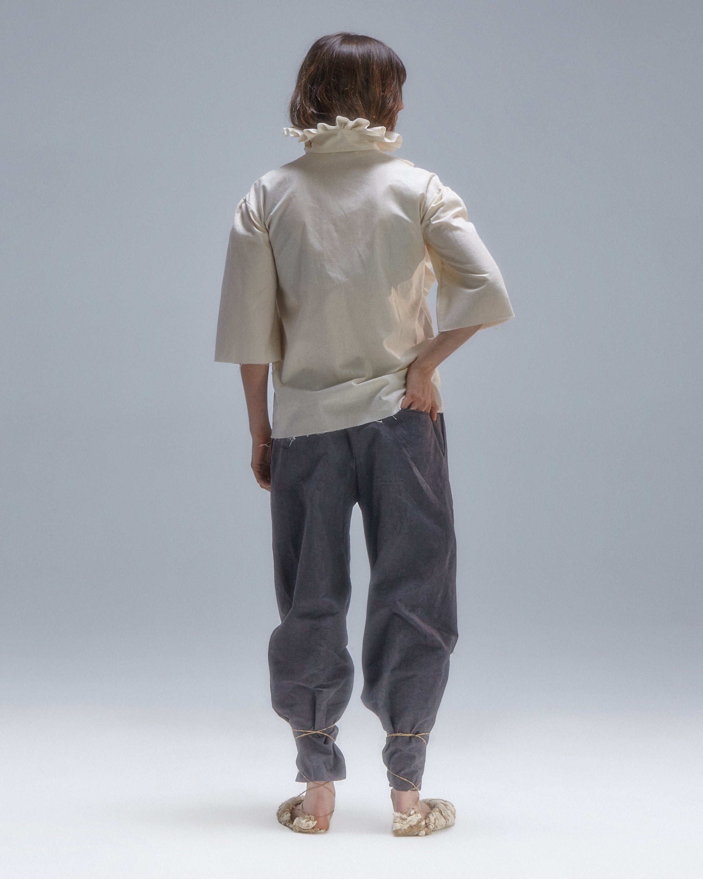 003-19 ruffle shirt