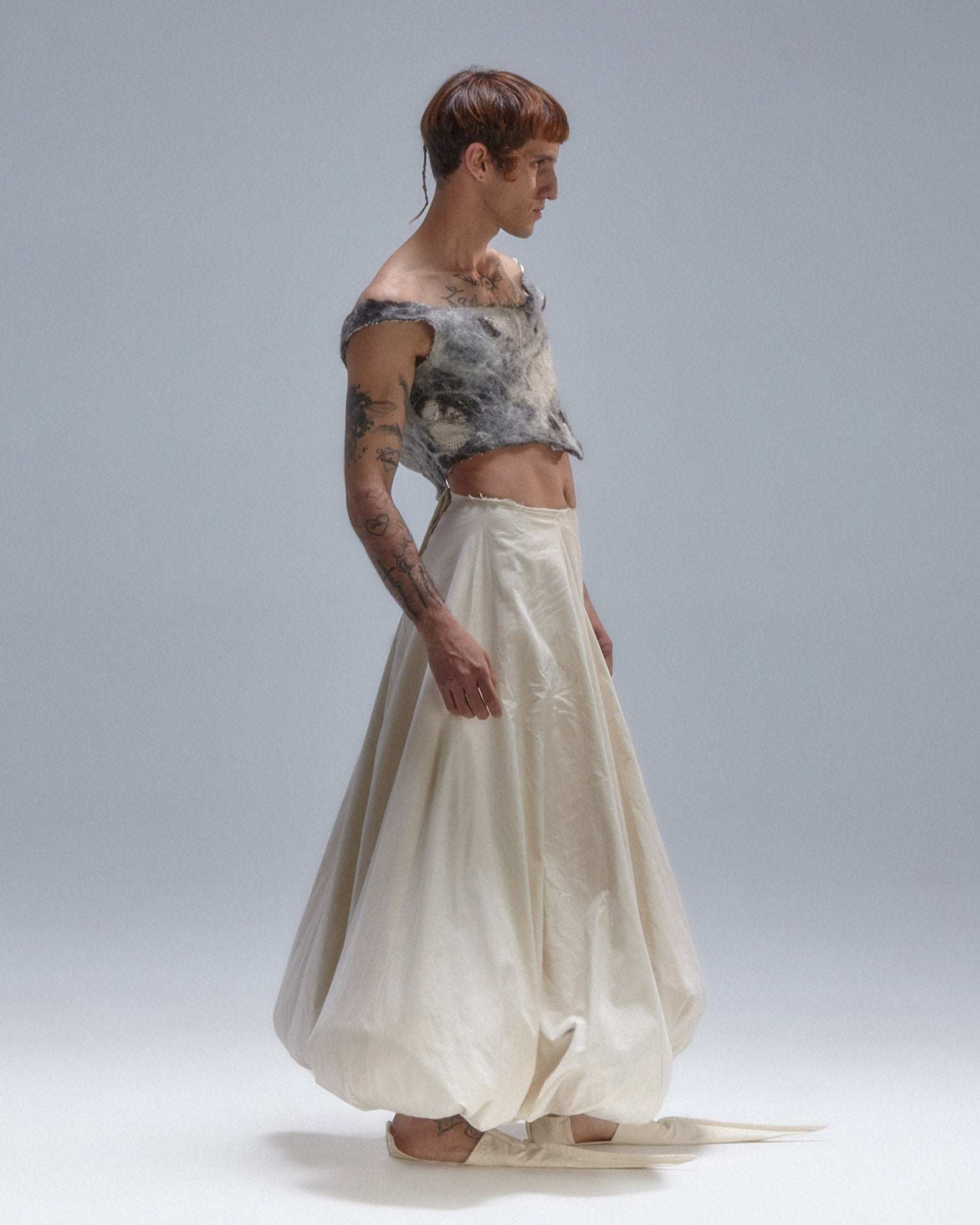 003-28 paper skirt