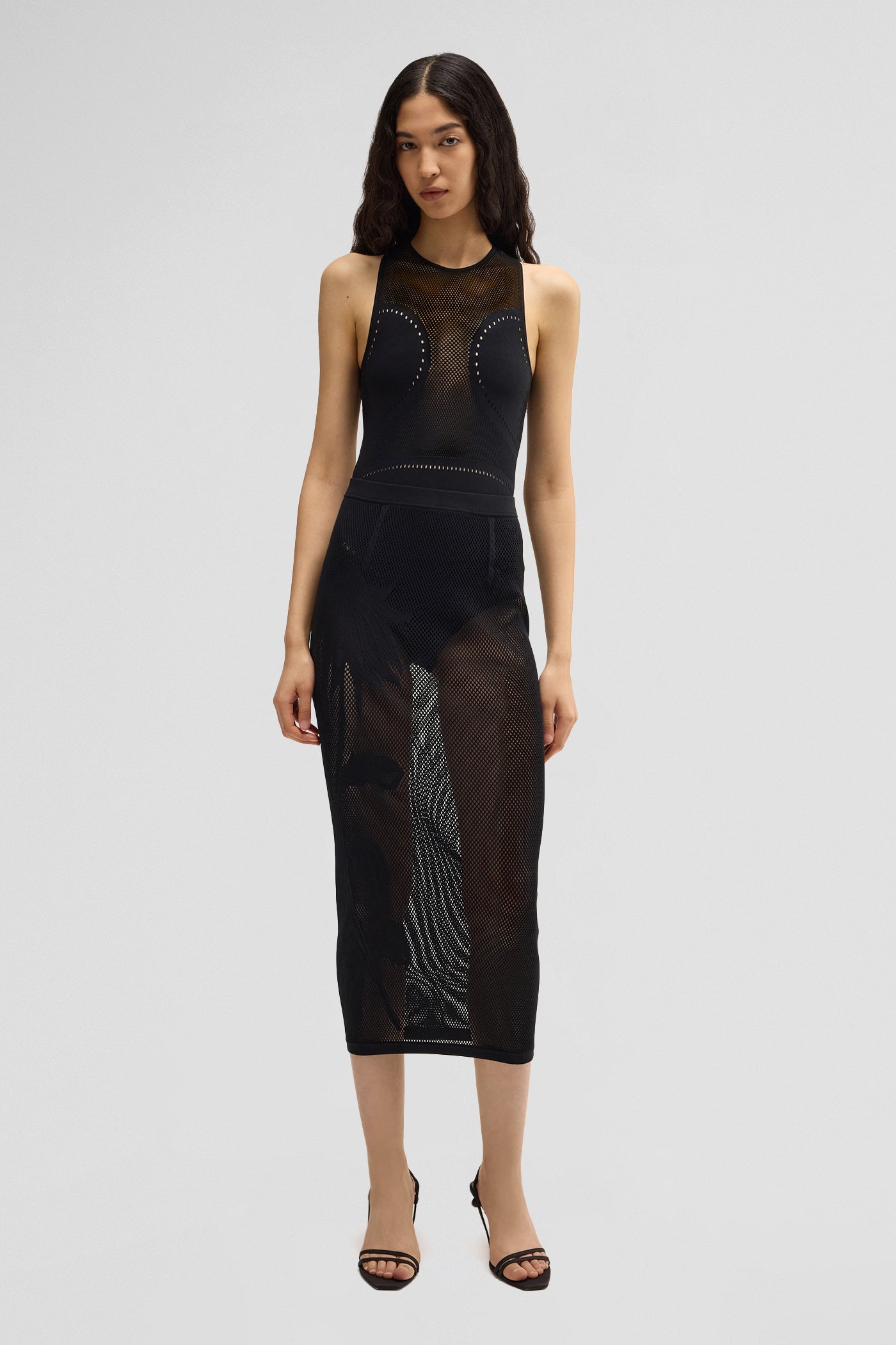 Seamless over skirt