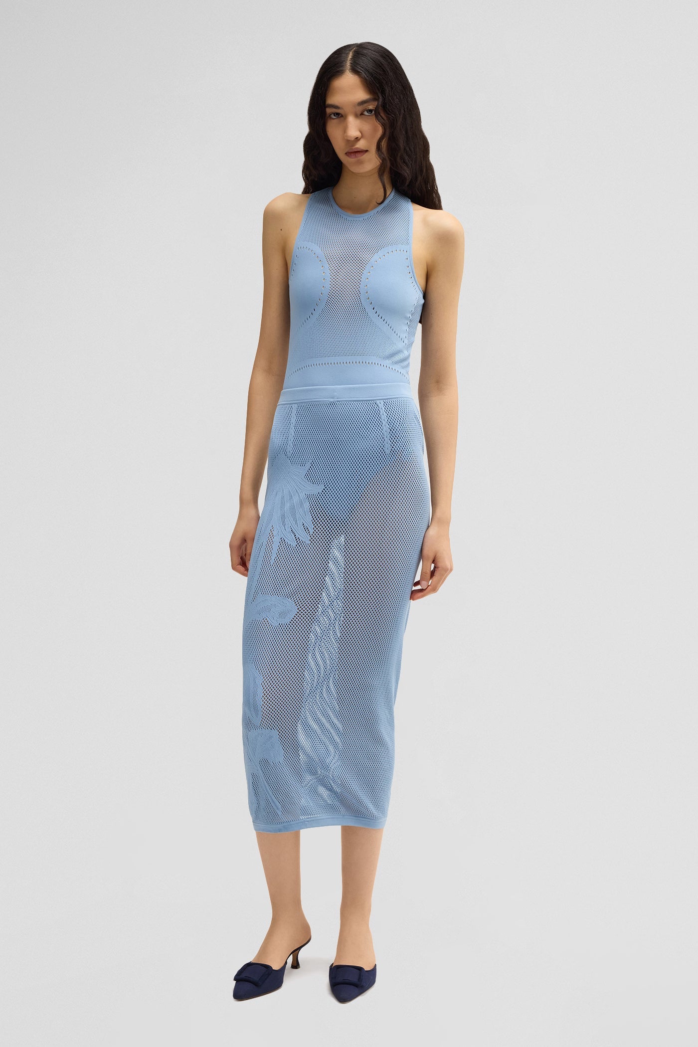 Seamless over skirt