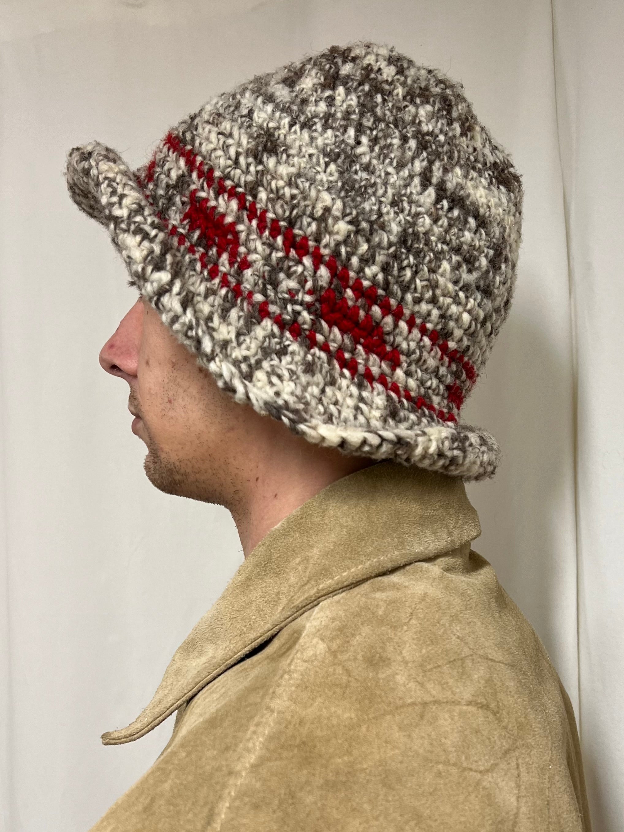 Knit bucket