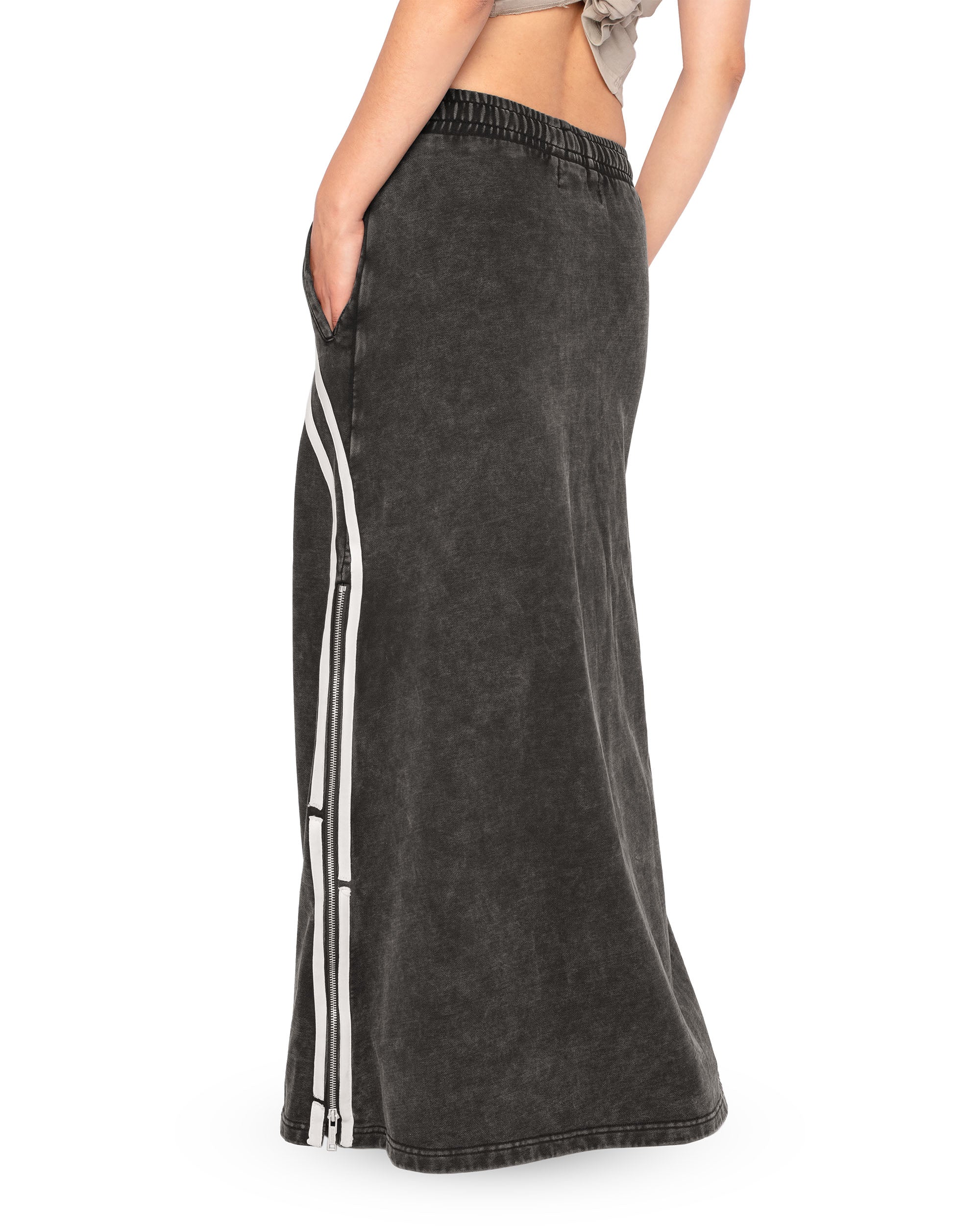 Track skirt