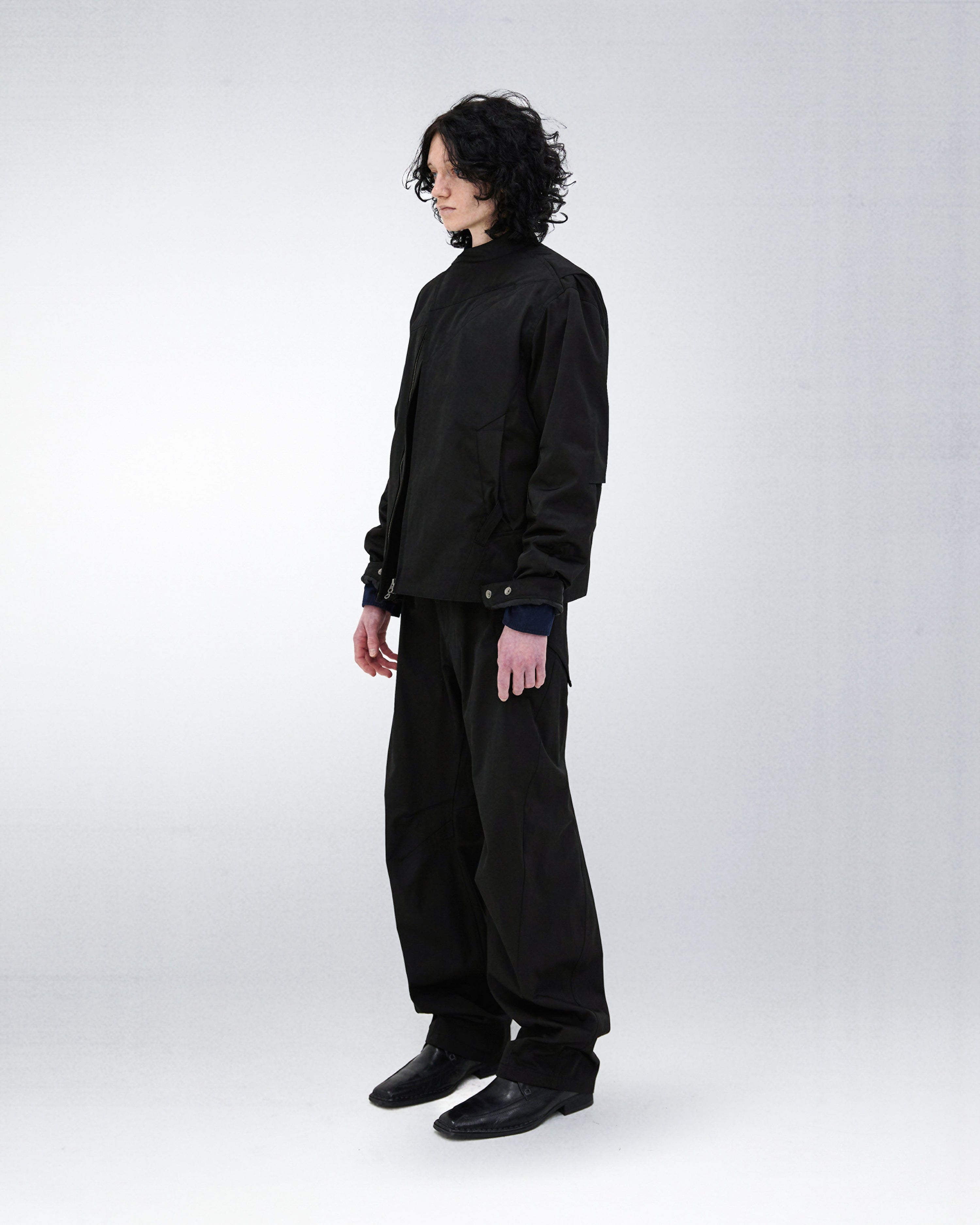 Bent knee pants