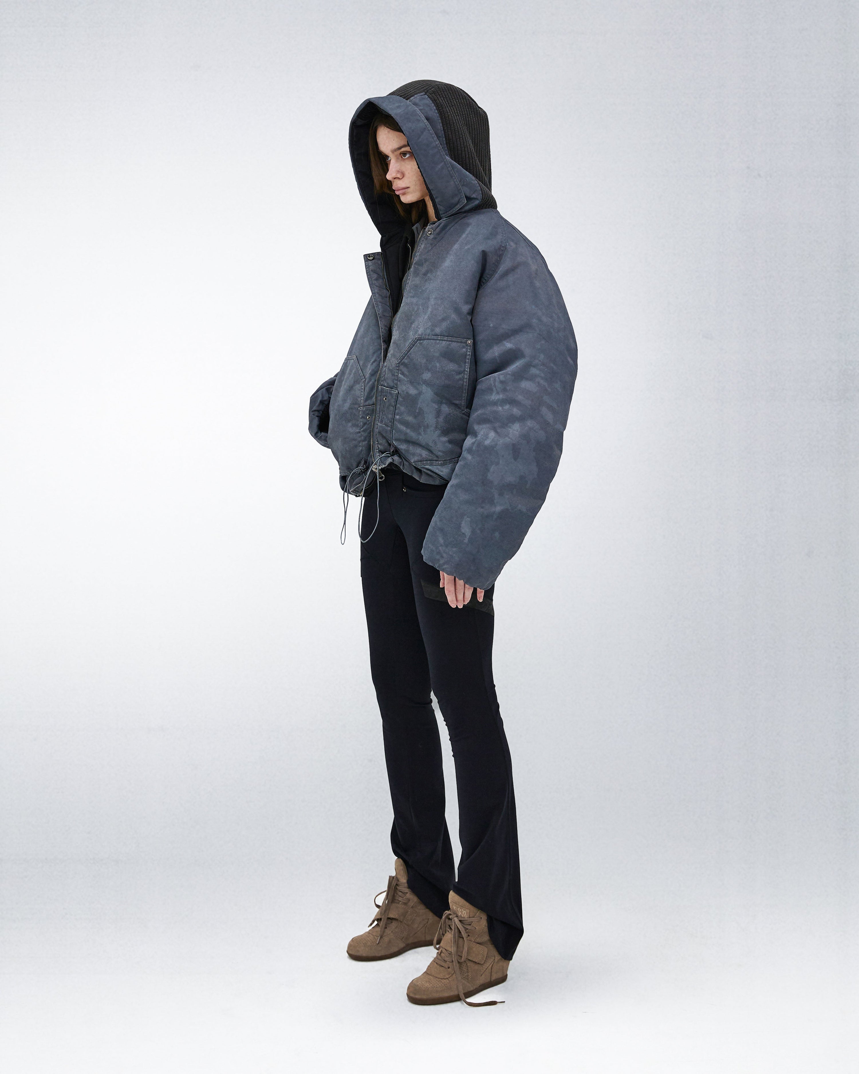 Reversible down bomber