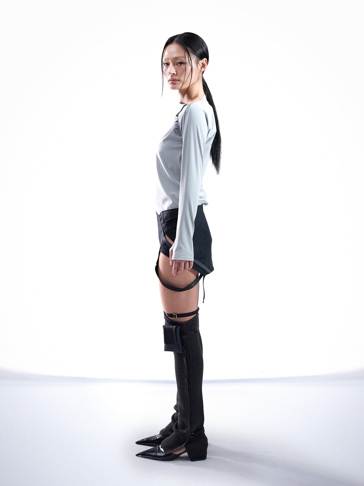 Adjustable neck top