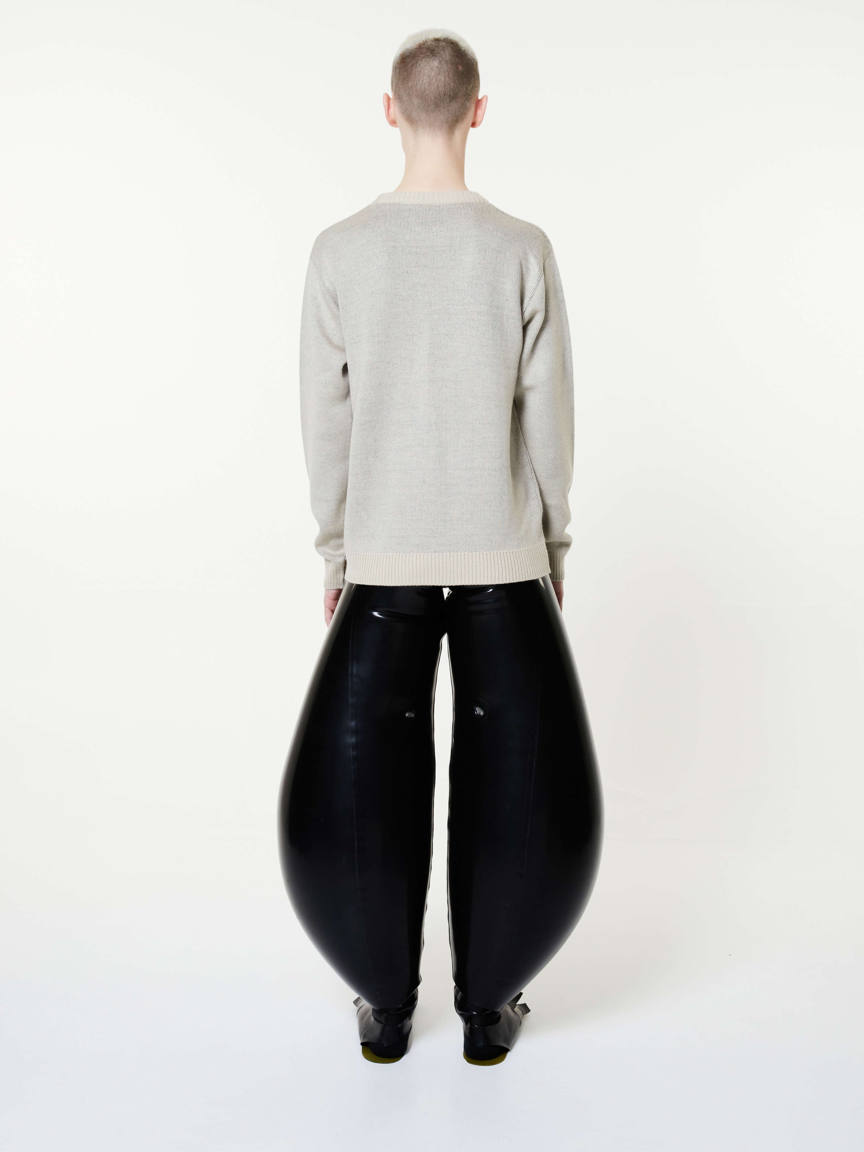 Off white essential jumper | relaxed fit
