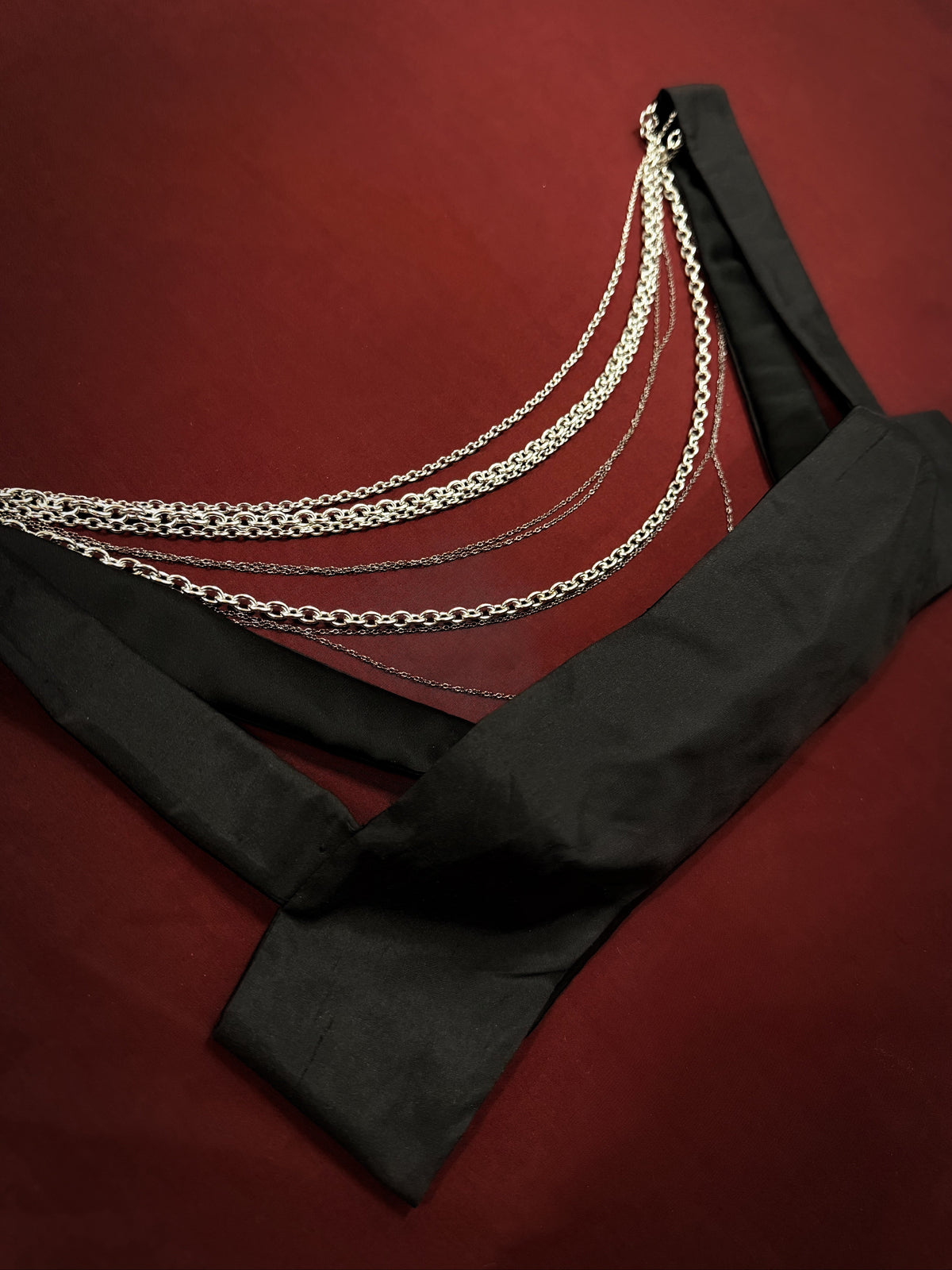 Silk chain top