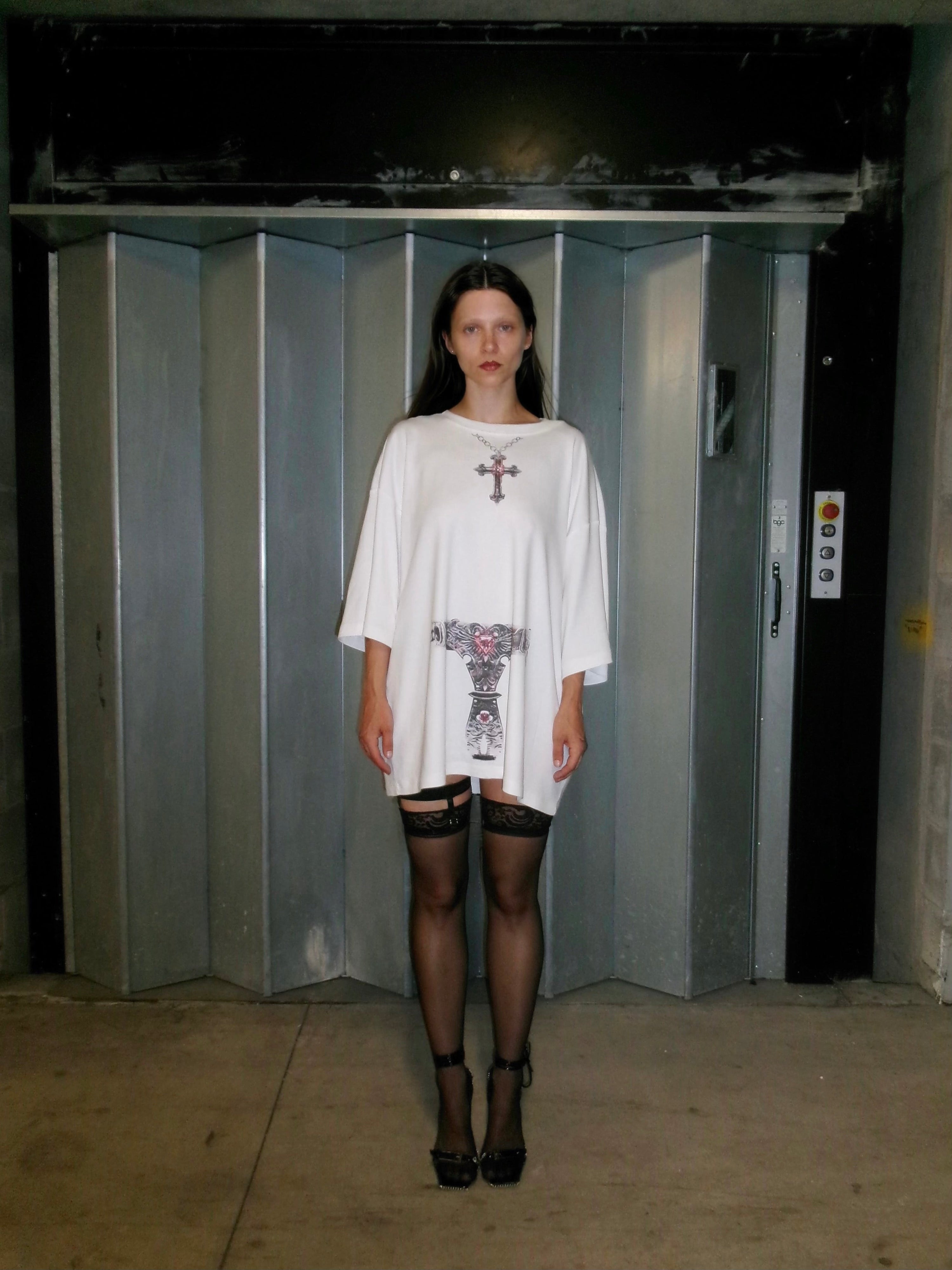 Chastity tee